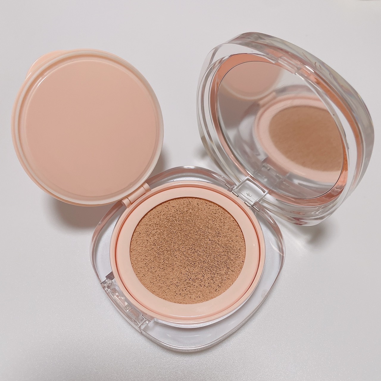 アリウル インクフェザーカバーラスティングクッション/Ariul/クッションファンデーションを使ったクチコミ（2枚目）