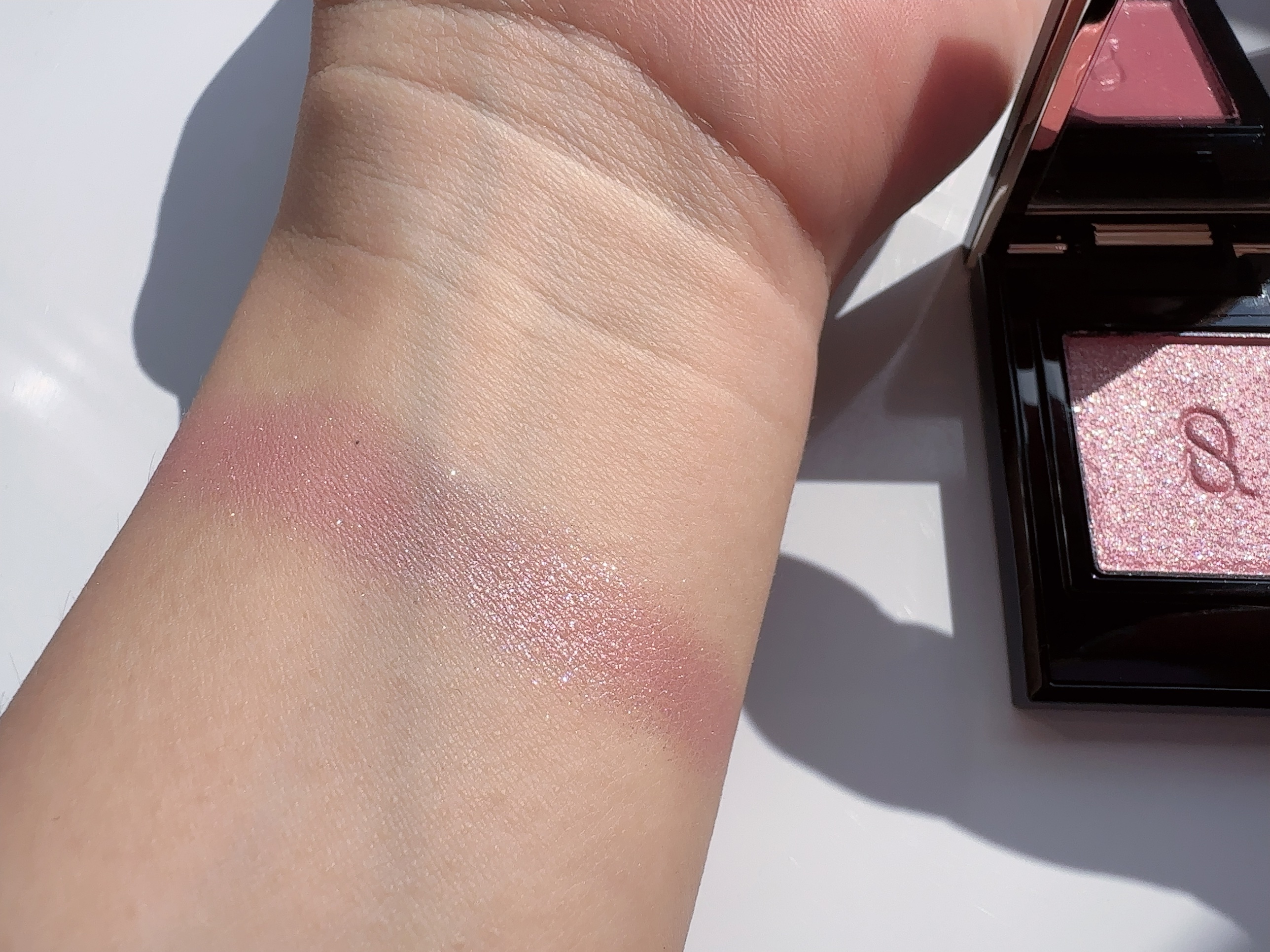 モノ ルック アイズ/SUQQU/単色アイシャドウを使ったクチコミ（3枚目）