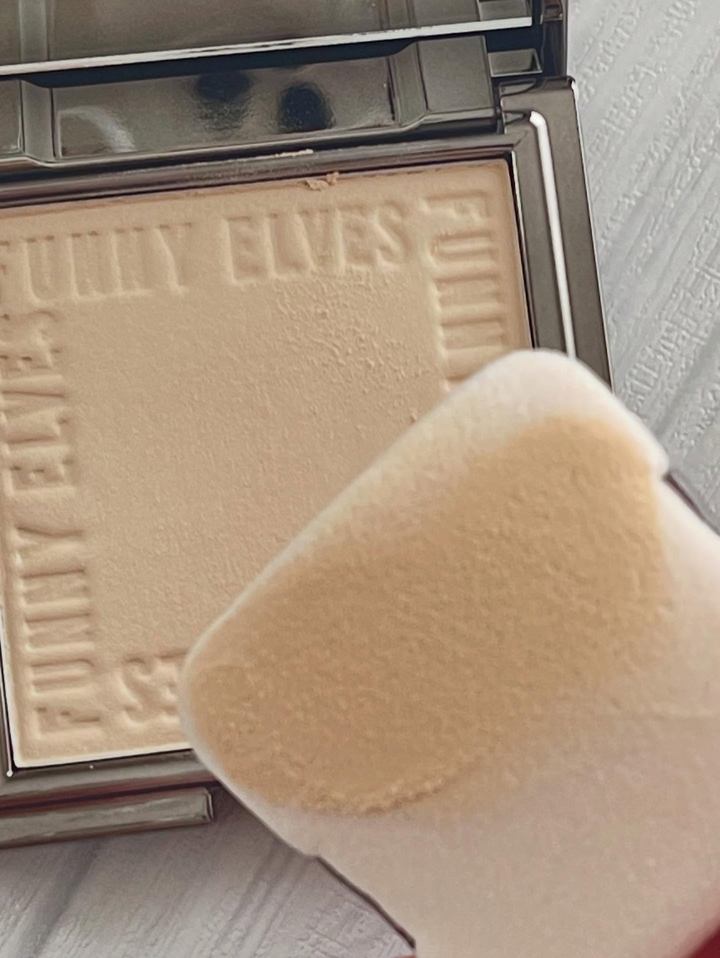 ソフトマットプレストパウダー/FUNNY ELVES方里/プレストパウダーを使ったクチコミ(5枚目)