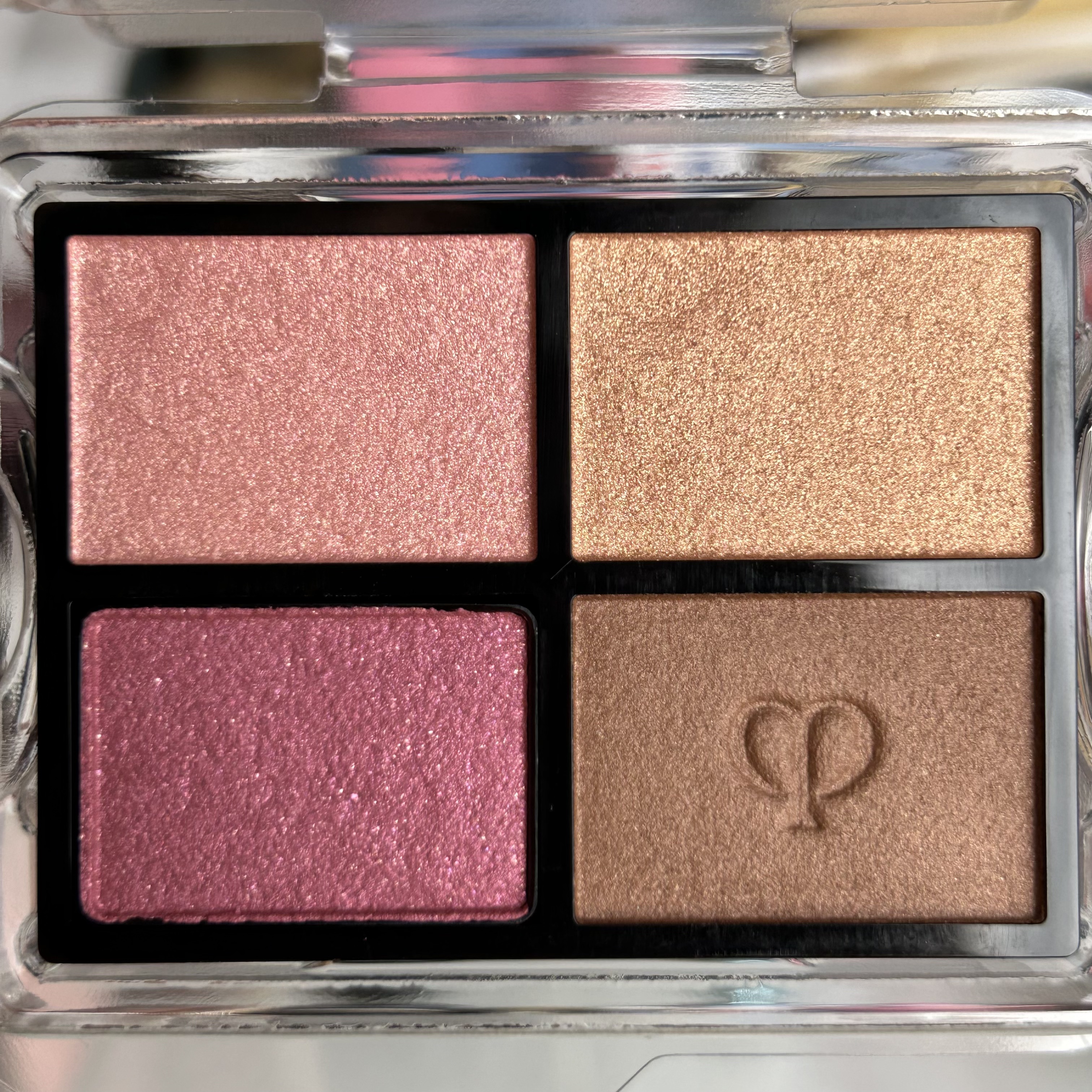 オンブルクルールクアドリ/クレ・ド・ポー ボーテ/アイシャドウパレットを使ったクチコミ（3枚目）