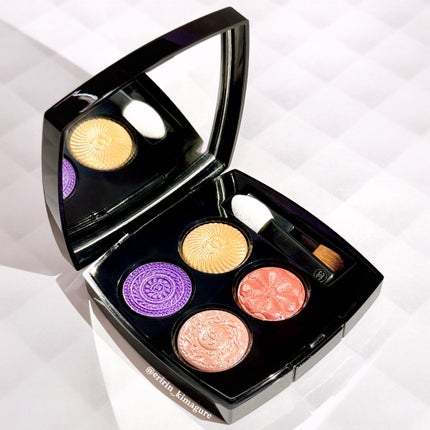 CHANEL レ キャトル オンブル ブトンのクチコミ「ヴィンテージボタンのように美しいCHANELの限定品ꕤ
🖤CHANEL🖤
ꕤ••┈┈••ꕤ.....」(3枚目)