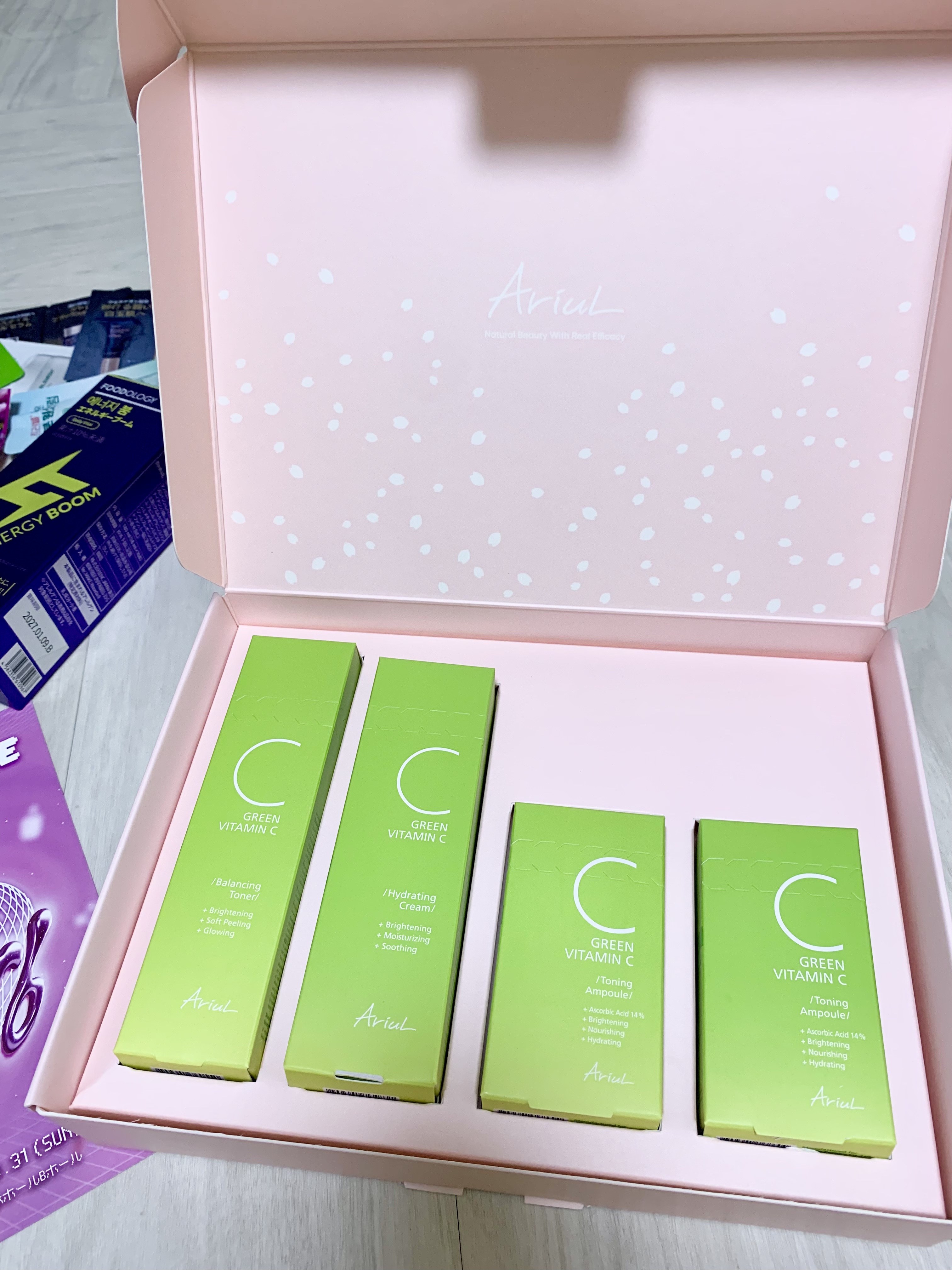 ヴィーガナイズ 超スリム アイブロウ ペンシル/Veganize/アイブロウペンシルを使ったクチコミ（3枚目）