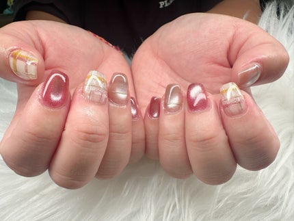 #ジェルネイル,#マグネットネイル,#チェック柄ネイル,#秋ネイル,#夏ネイル,#ピンクネイル,#海映えラメネイルのネイルデザイン