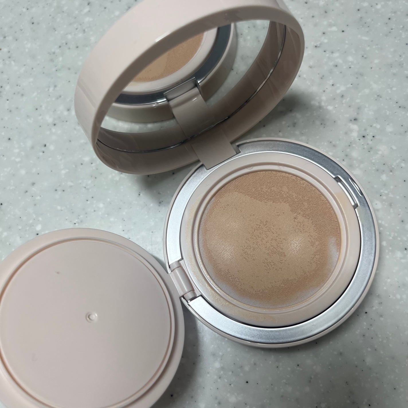 リフレクション スキン グロウ クッション ファンデーション/HERA/クッションファンデーションを使ったクチコミ(1枚目)