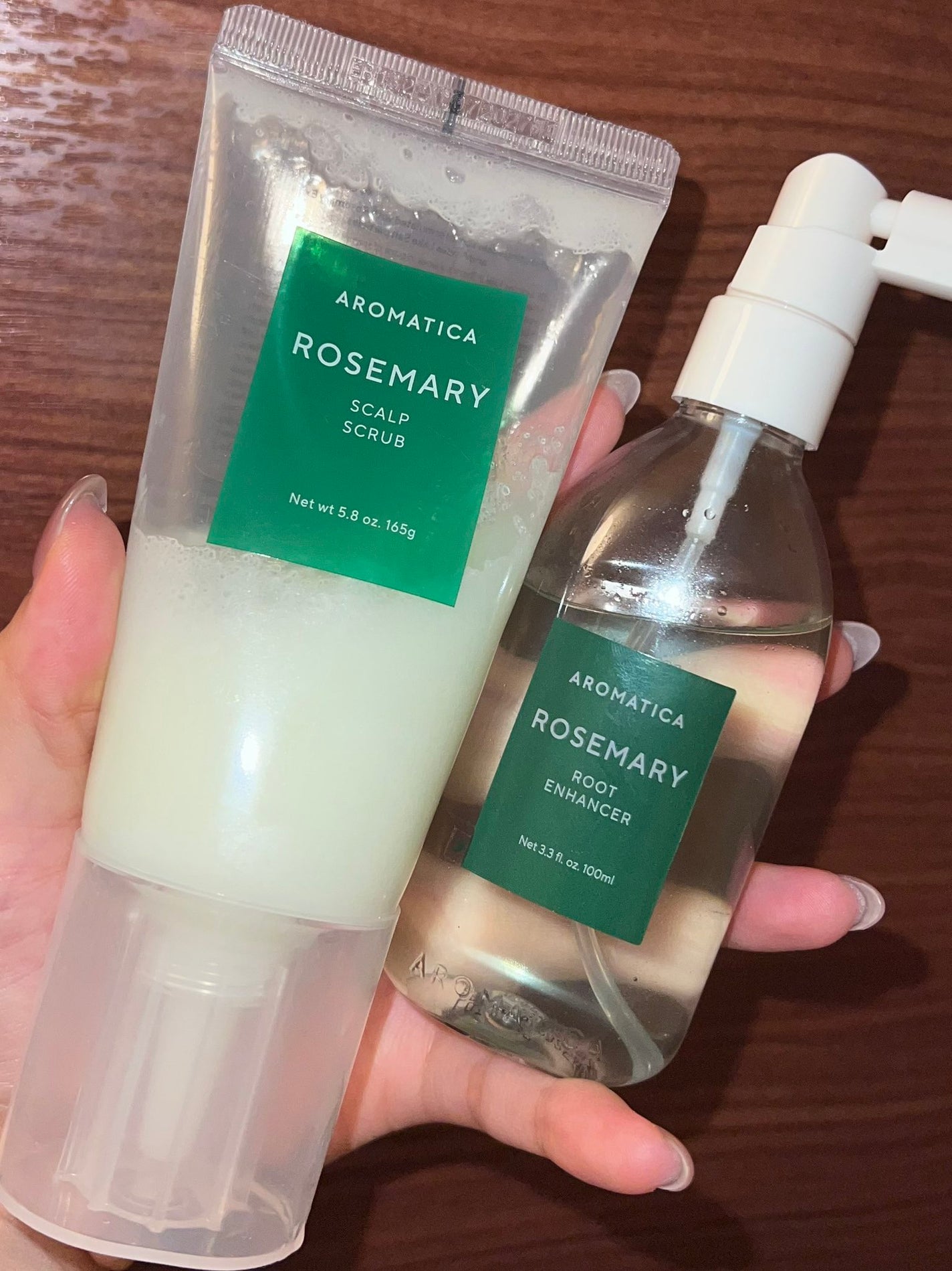 ローズマリー スカルプ スクラブ/AROMATICA/ヘッドスクラブを使ったクチコミ(1枚目)