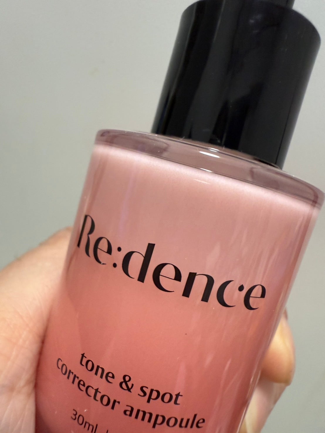 名無しのコスメ好きさん on LIPS 「20代後半に入ってから、学生時代に日焼け止めをサボったツケなの..」(1枚目)