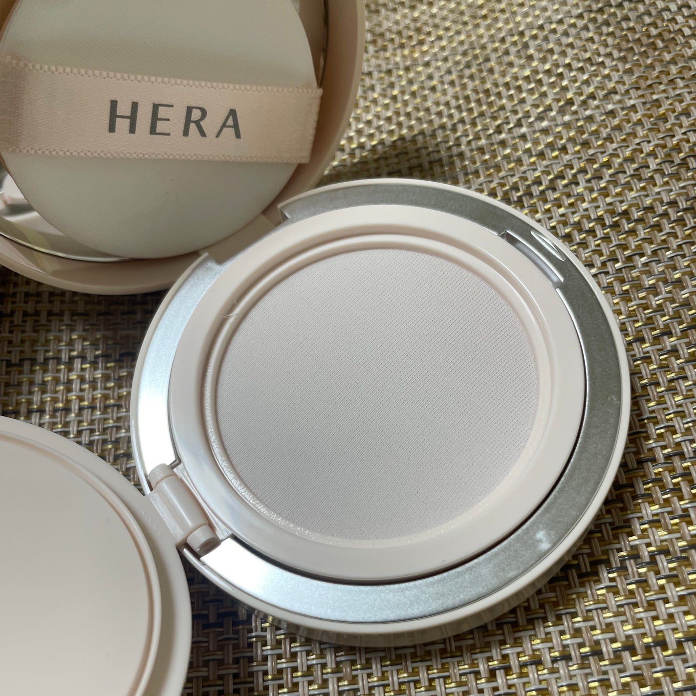 リフレクション スキン グロウ クッション ファンデーション/HERA/クッションファンデーションを使ったクチコミ(2枚目)