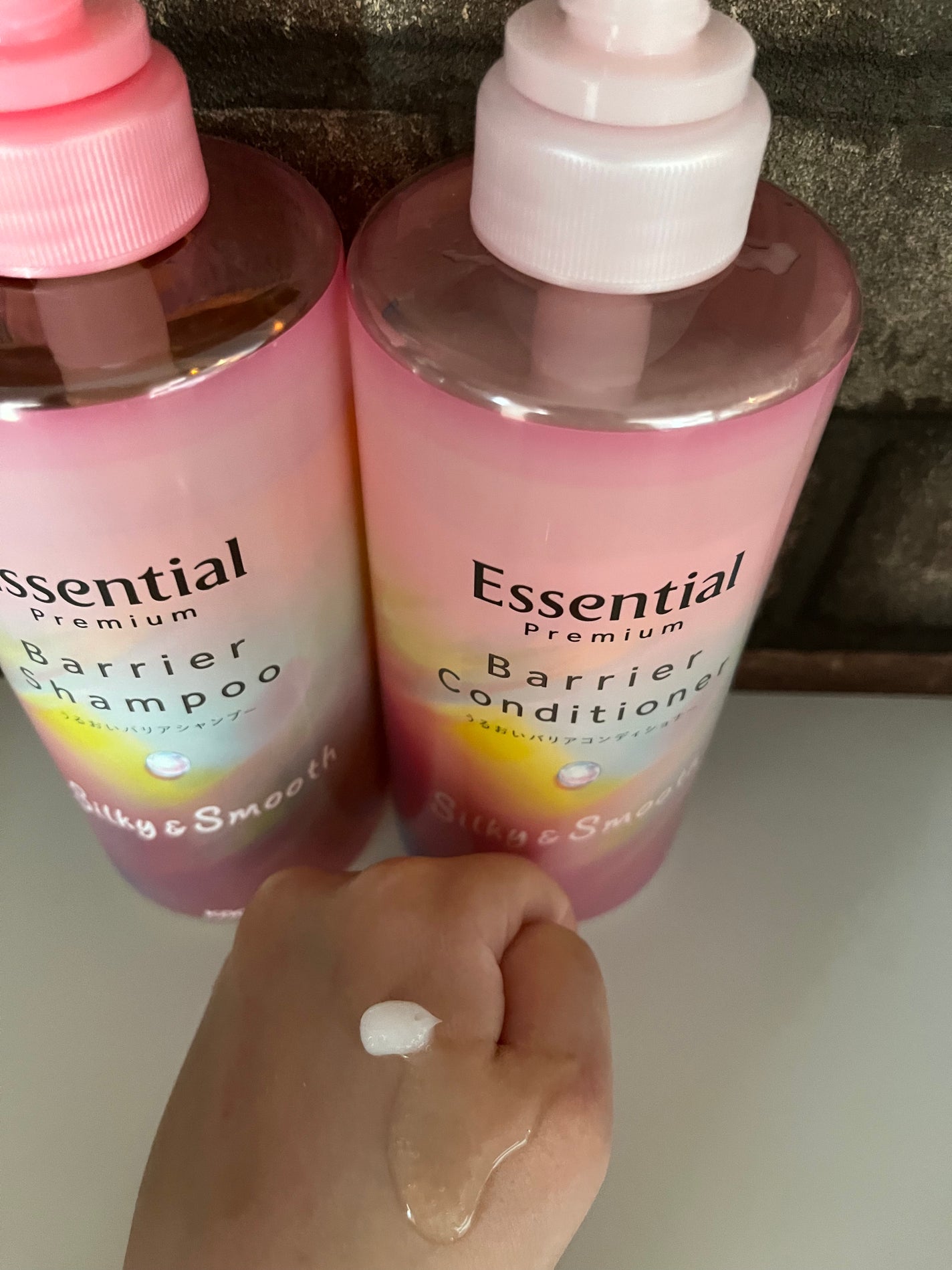 エッセンシャルプレミアム バリアシャンプー・コンディショナー シルキー&スムース/エッセンシャル/市販シャンプーを使ったクチコミ(1枚目)