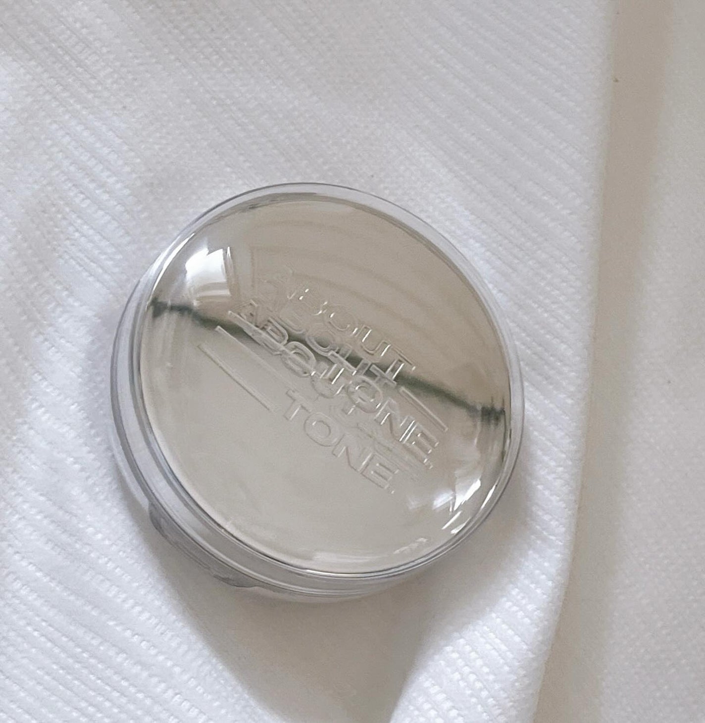 スキンレイヤーフィットファンデーション/ABOUT TONE/リキッドファンデーションを使ったクチコミ(2枚目)