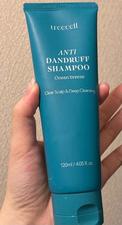 treecell アンチフケシャンプーオーシャンブリーズのクチコミ「treecell
アンチフケシャンプーオーシャンブリーズ
本当に洗えるかな?みたいなゆるい液.....」(1枚目)