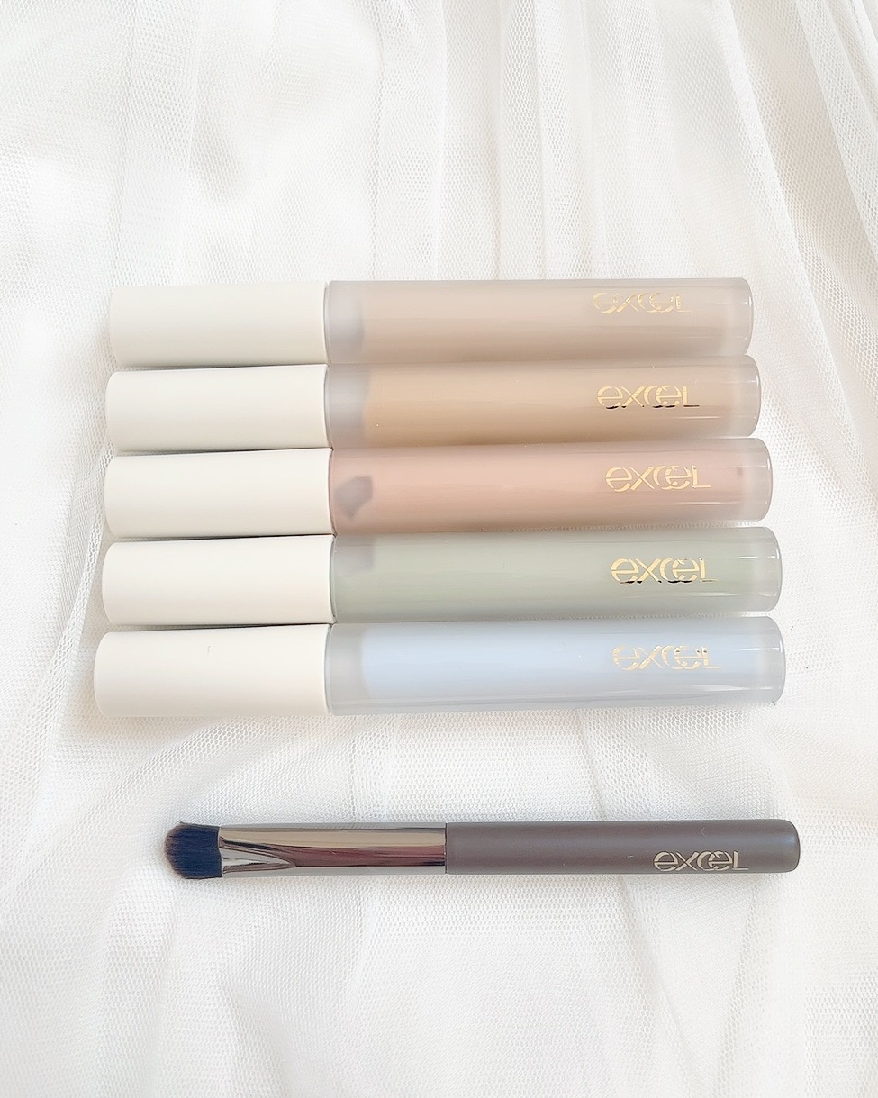 エシリアル セラムコンシーラー ER05 アイシーブルー(限定色)/excel/リキッドコンシーラーを使ったクチコミ（2枚目）