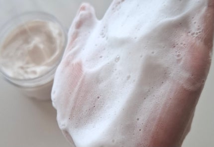 BnD マシュマロ コラーゲン AHA スクラブ /BnD/ボディスクラブを使ったクチコミ(4枚目)