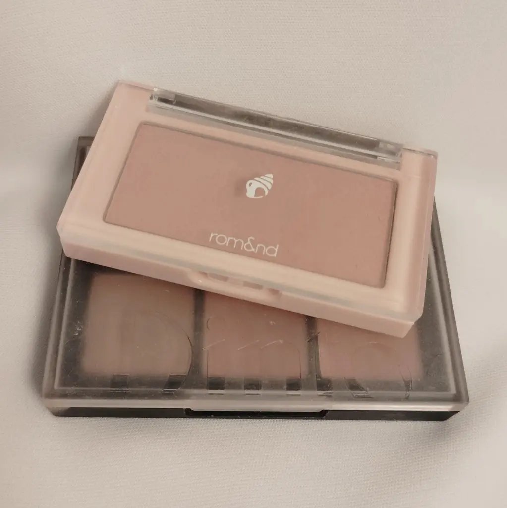 ブラーフィニシュシャドウパレット/Dinto/アイシャドウパレットを使ったクチコミ（2枚目）