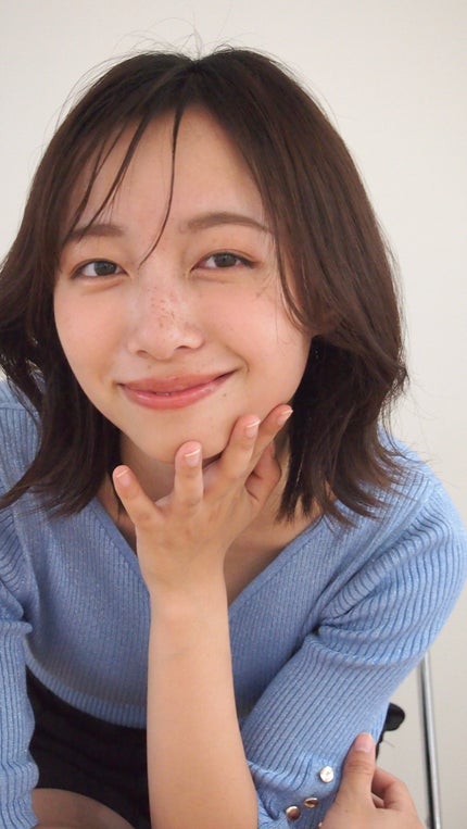 takomi/ヘアメイクアーティスト on LIPS 「イエベ春メイク🍋こんな、ナチュラルだけど盛れるメイクはどうです..」(2枚目)