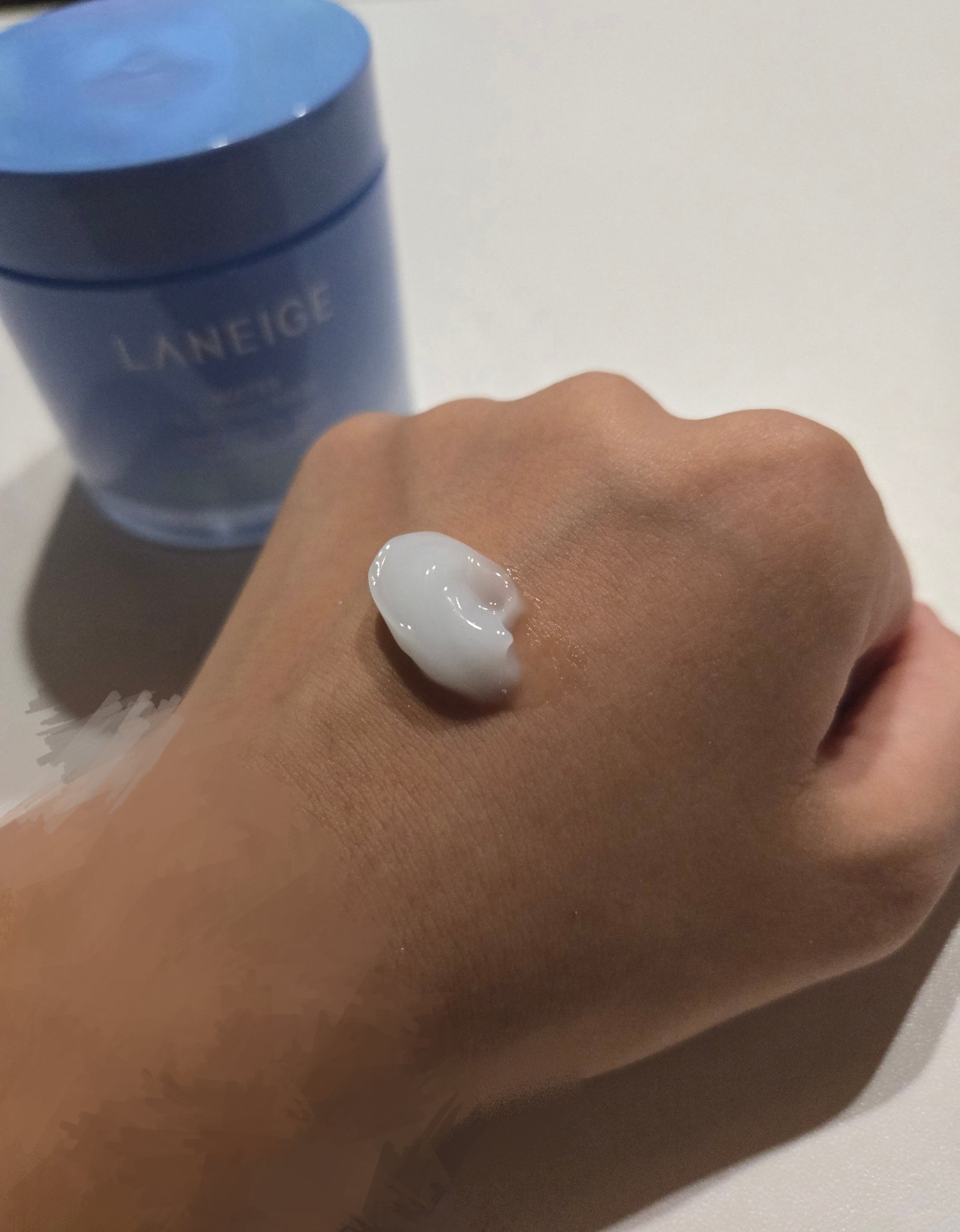 シカスリーピングマスク N/LANEIGE/フェイスクリームを使ったクチコミ（3枚目）