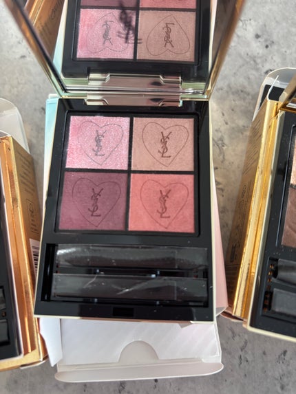 クチュール ミニ クラッチ/YVES SAINT LAURENT BEAUTE/アイシャドウパレットを使ったクチコミ(4枚目)