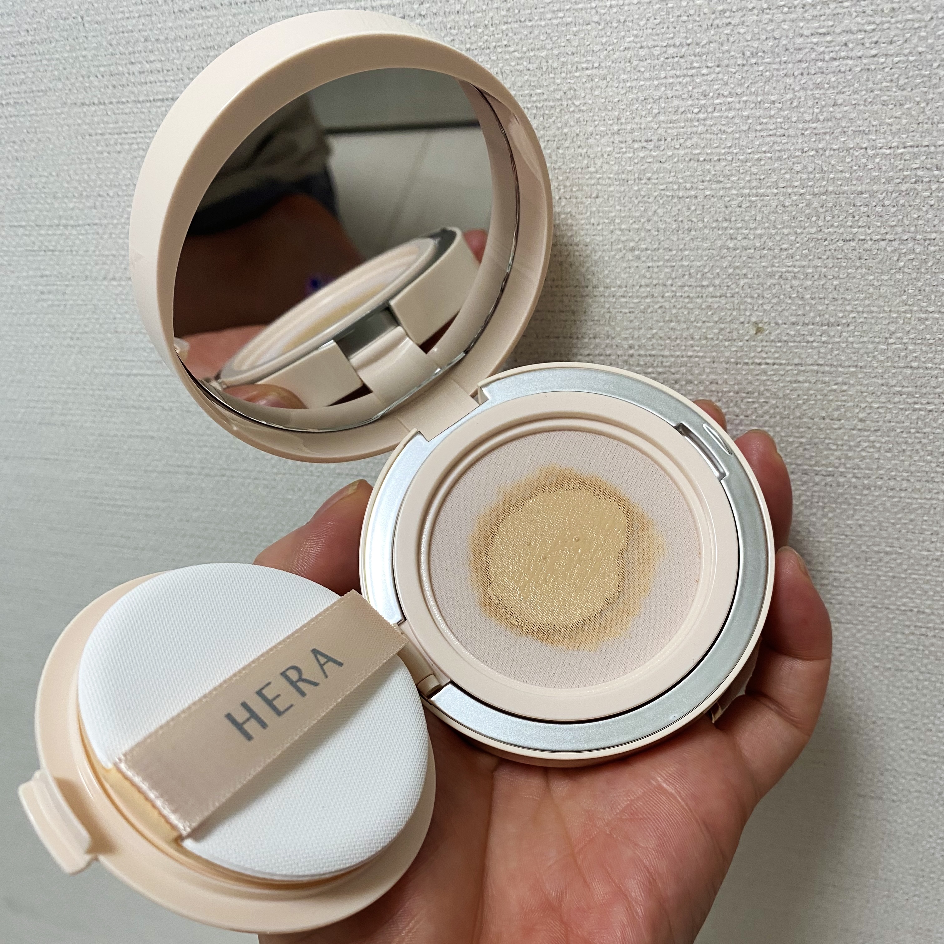 リフレクション スキン グロウ クッション ファンデーション/HERA/クッションファンデーションを使ったクチコミ（2枚目）