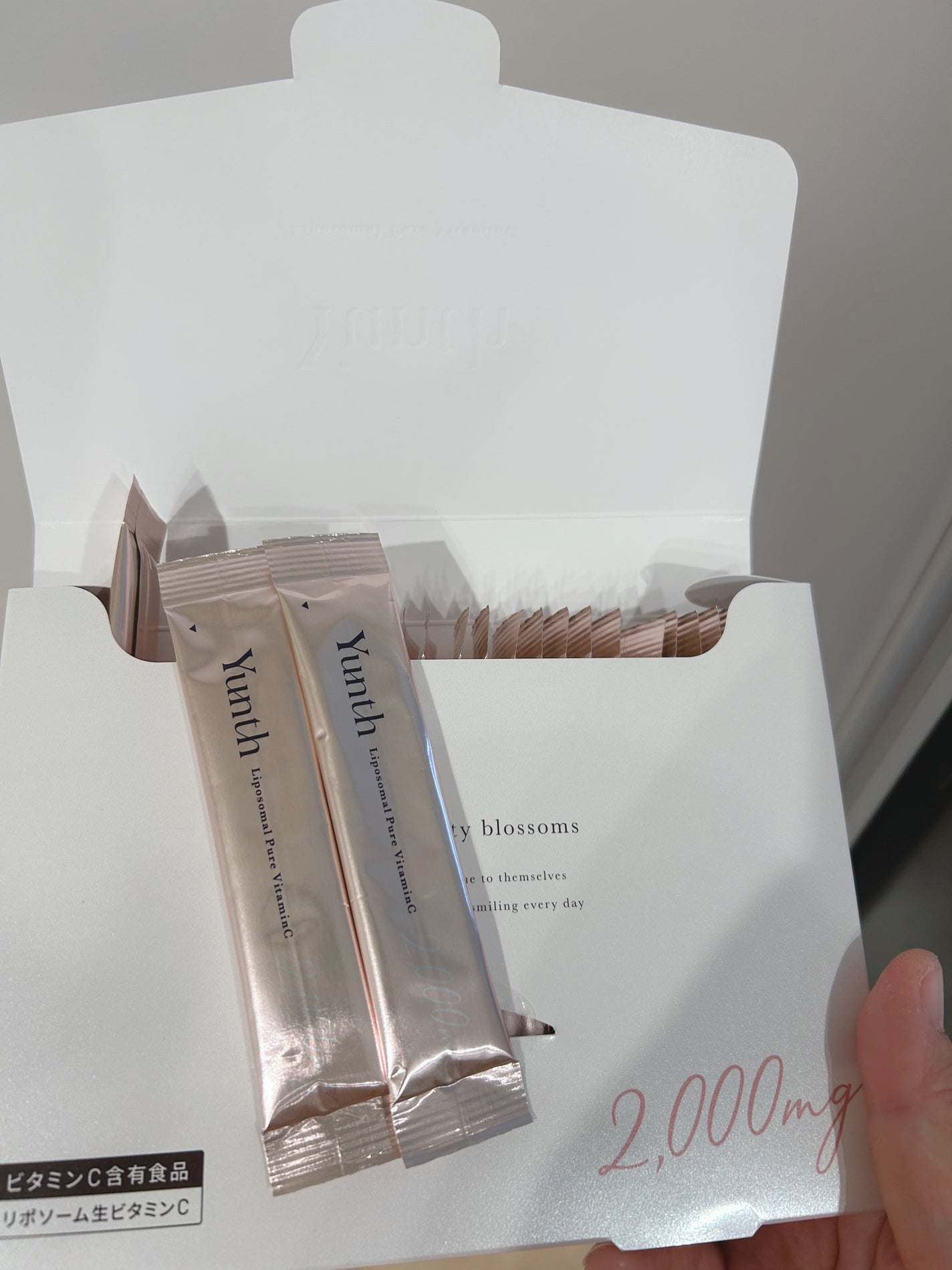 リポソーム生ビタミンC/Yunth/美容サプリメントを使ったクチコミ(3枚目)