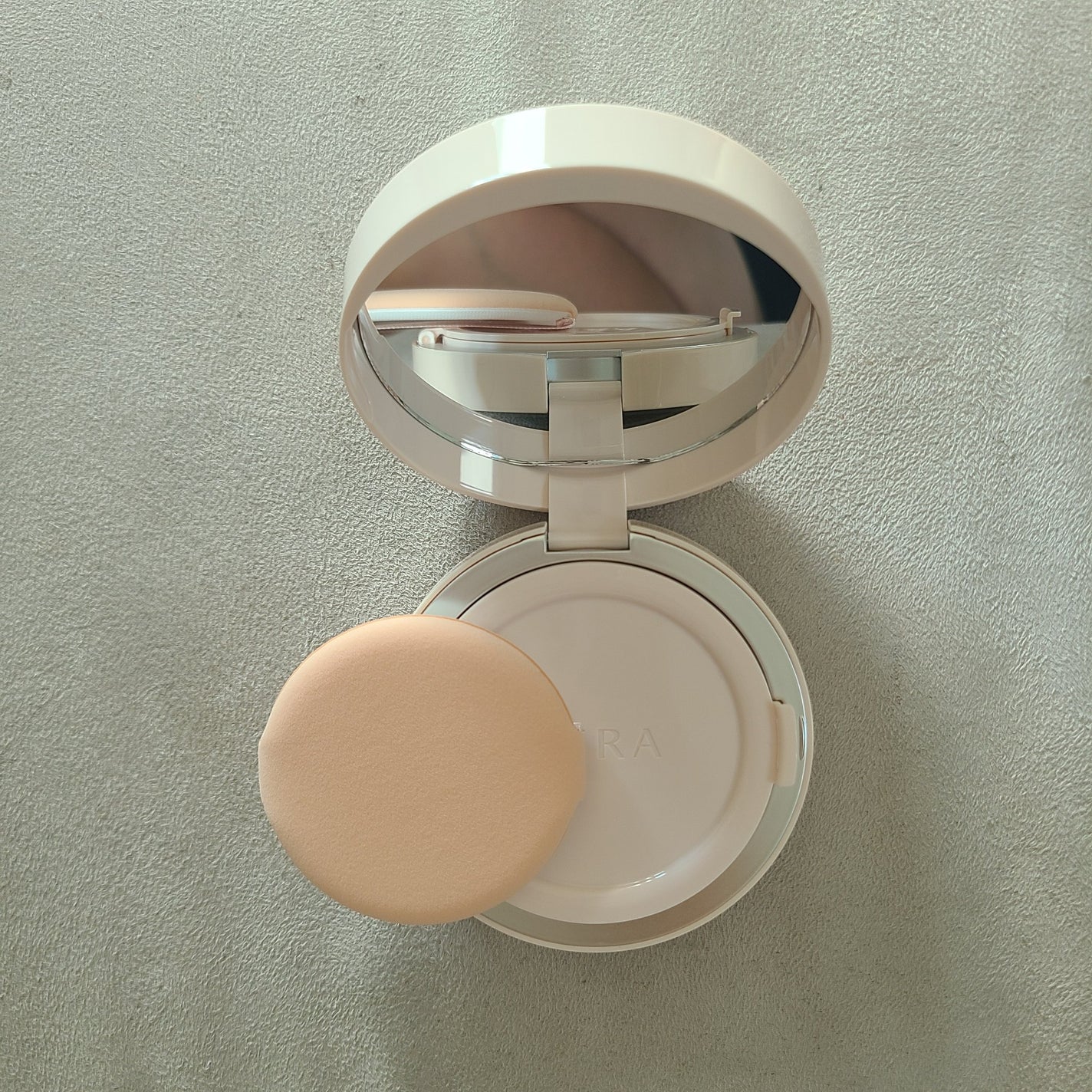 リフレクション スキン グロウ クッション ファンデーション/HERA/クッションファンデーションを使ったクチコミ(2枚目)