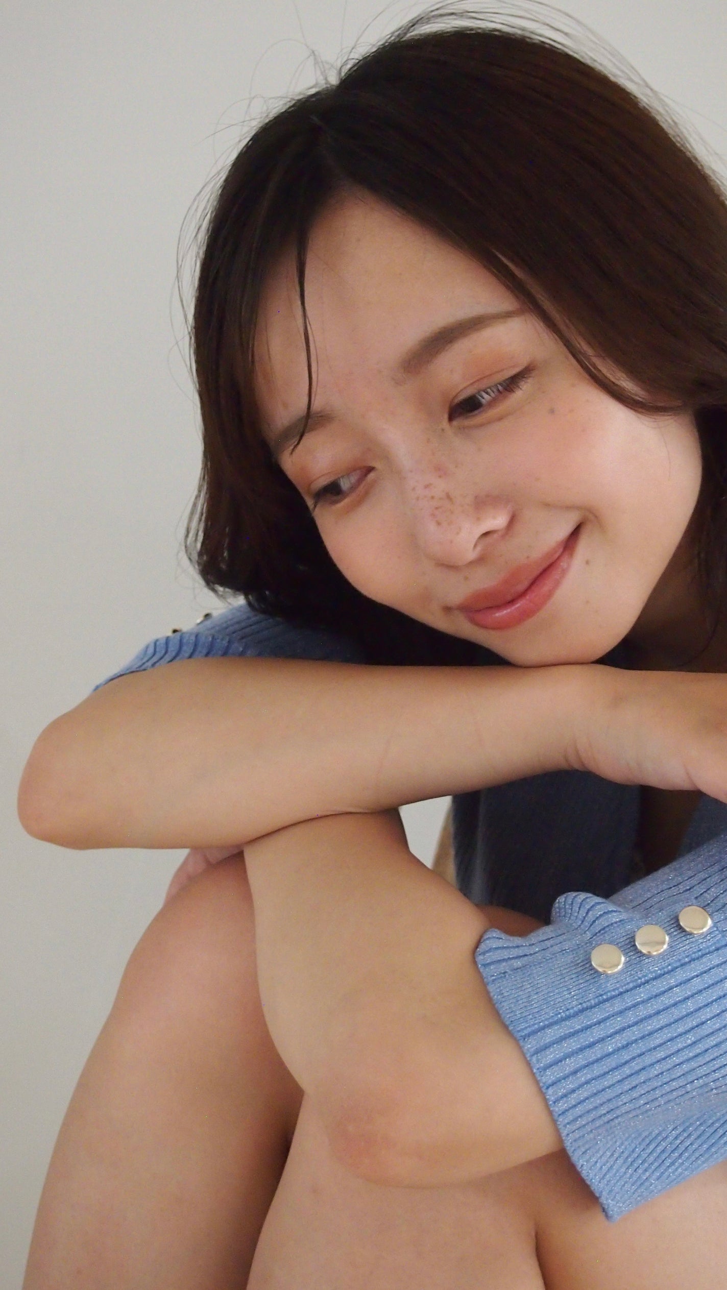 takomi/ヘアメイクアーティスト on LIPS 「イエベ春メイク🍋こんな、ナチュラルだけど盛れるメイクはどうです..」(4枚目)