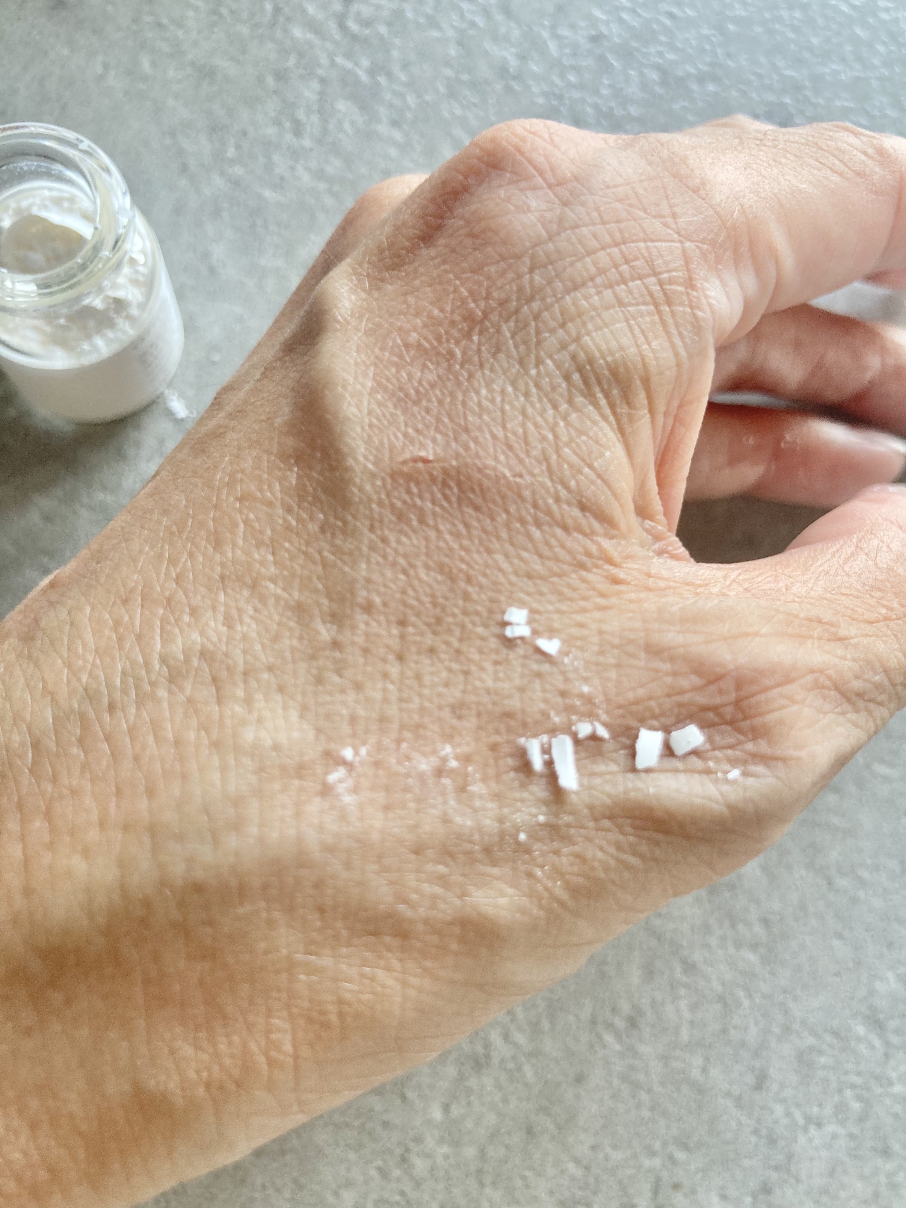 ビタブリッドC フェイス ビタブリッドC フェイス ブライトニング プラス/ビタブリッドジャパン/美容液を使ったクチコミ（2枚目）