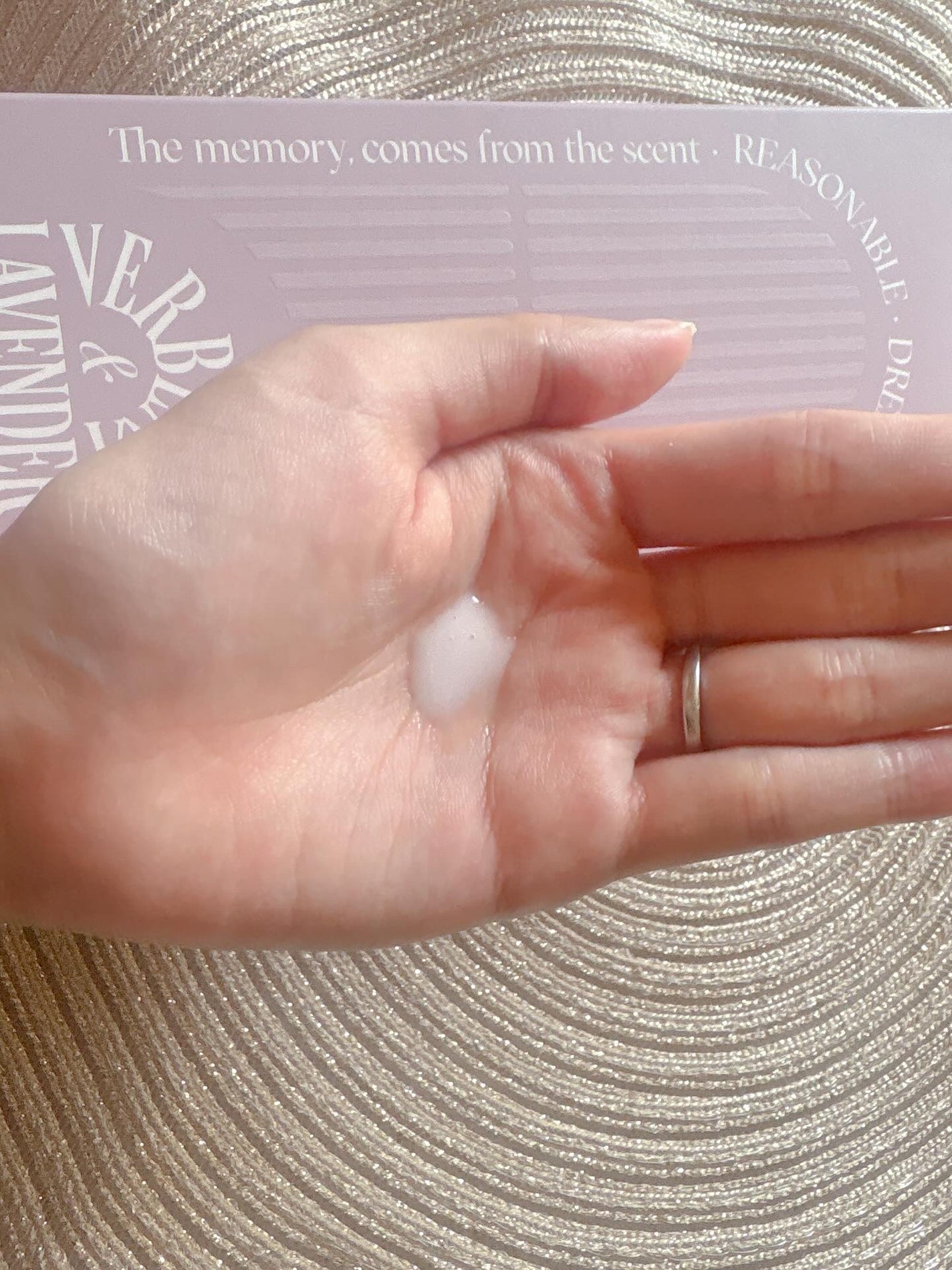 ミルクプロテインインテンシブ ノーウォッシュアンプルトリートメント  フローリストガーデン/odiD/ヘアミルクを使ったクチコミ(3枚目)