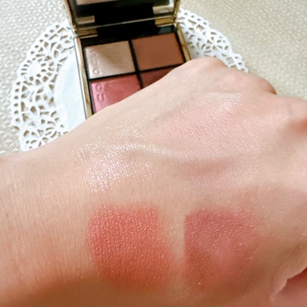 シグニチャー カラー アイズ/SUQQU/アイシャドウパレットを使ったクチコミ(4枚目)