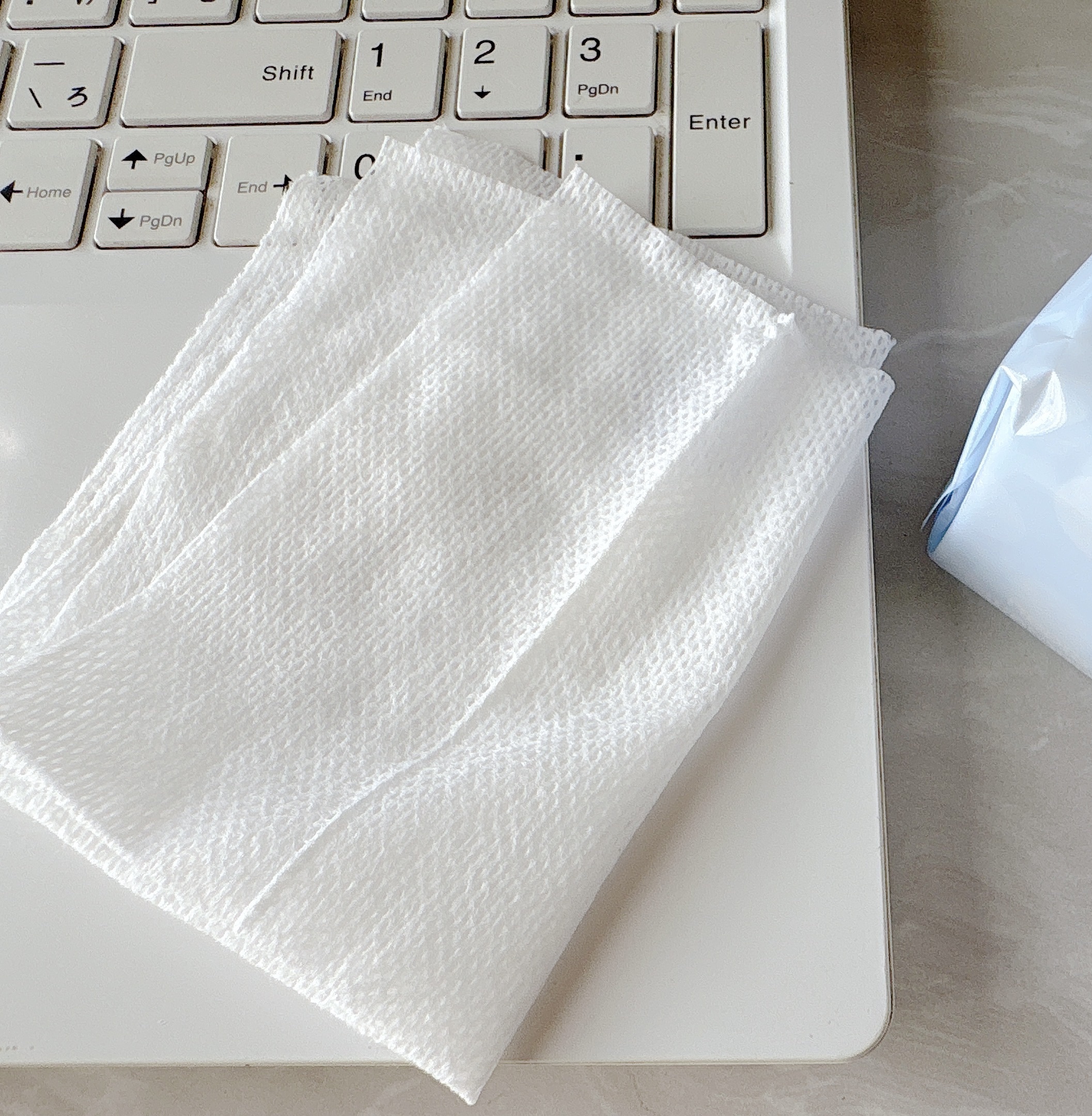 ネピア wetomo 除菌ウエットティシュ アルコールタイプ/ネピア/ティッシュを使ったクチコミ（3枚目）