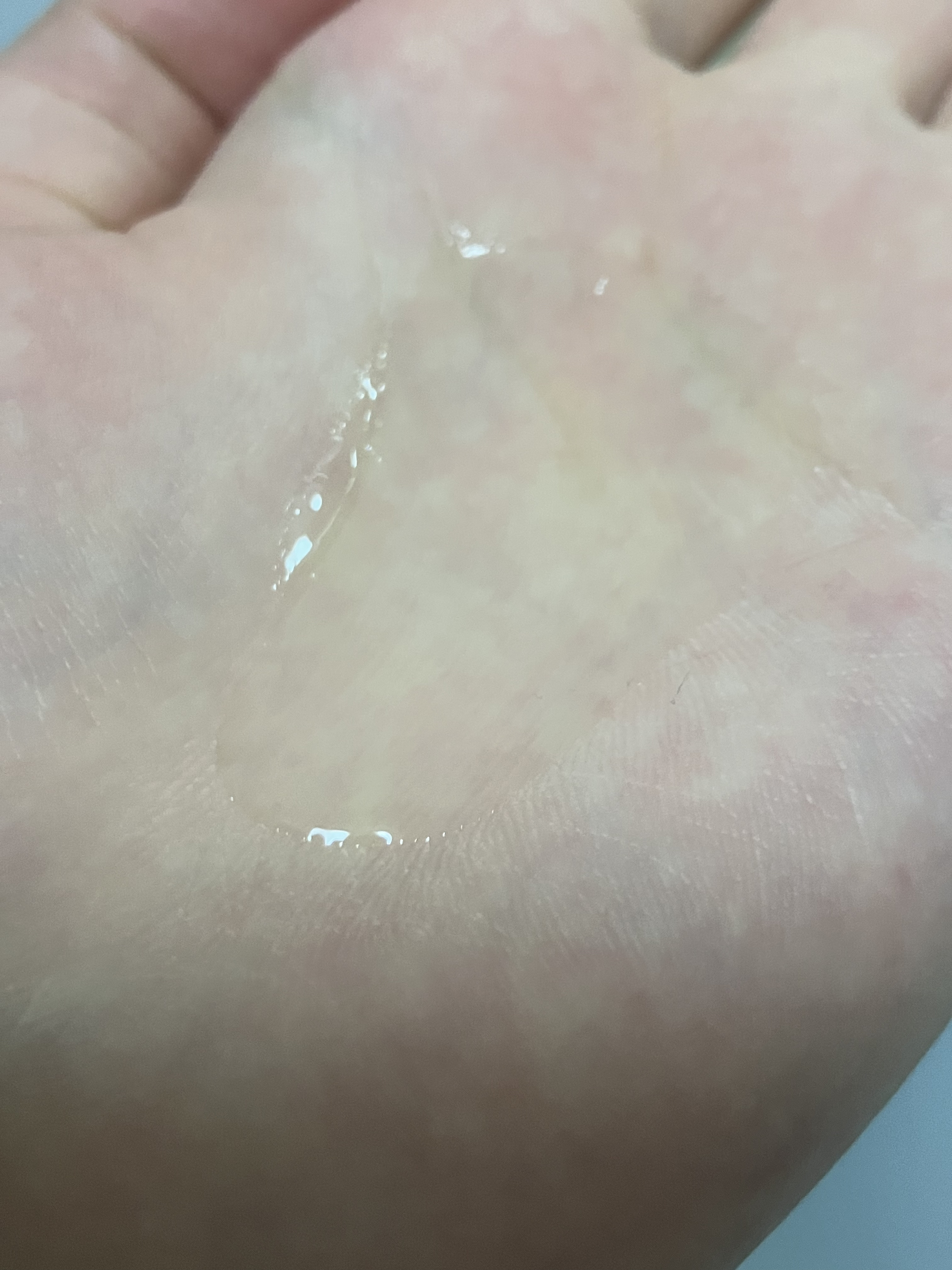 エッセンシャル プレミアム うるりキラリオイル/エッセンシャル/ヘアオイルを使ったクチコミ（2枚目）