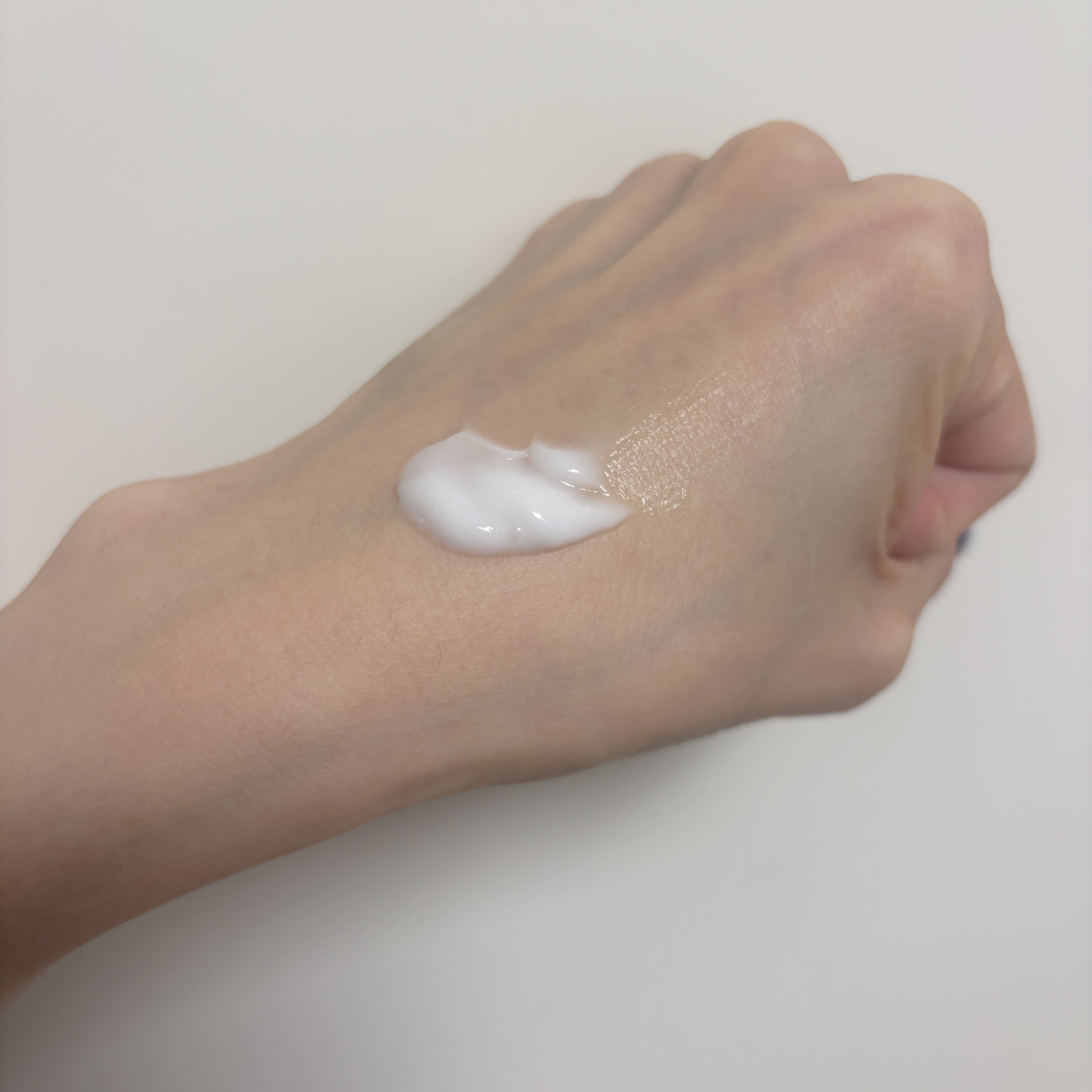 スキンバリア モイスチャライジングクリーム/COSRX/ボディクリームを使ったクチコミ（3枚目）