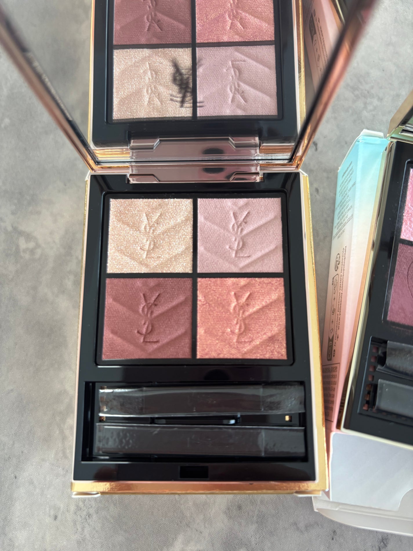 クチュール ミニ クラッチ/YVES SAINT LAURENT BEAUTE/アイシャドウパレットを使ったクチコミ(5枚目)