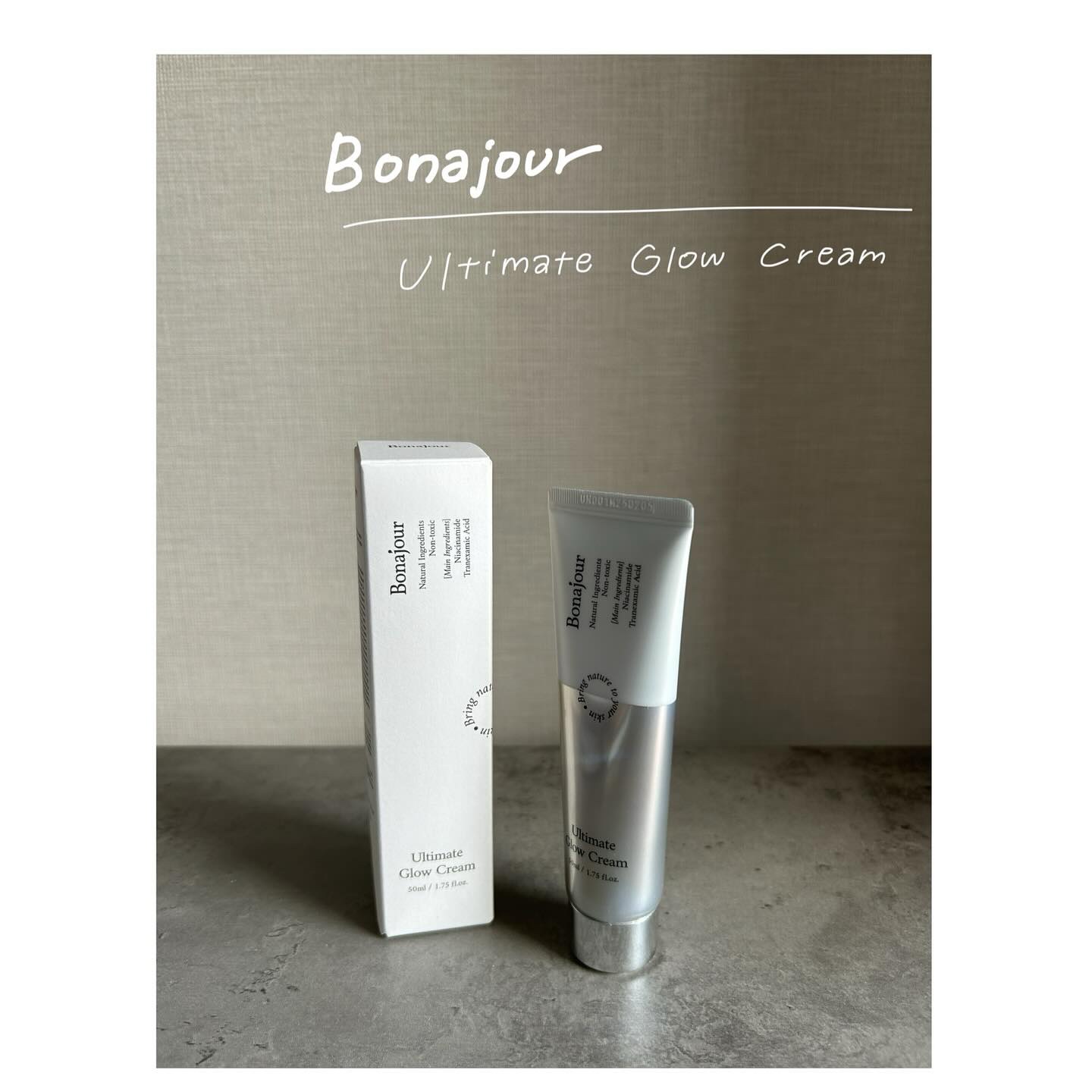 ‣ ‣ ‣ ‣ ‣ ‣ ‣ ‣

Bonajour
Ultimate Grow Cream

‣ ‣ ‣ ‣ ‣ ‣ ‣ ‣

人気の美容液と同シリーズのクリーム♡
低刺激で、敏感肌の私もピリピリとかを一切感じることなく使えました😚

と