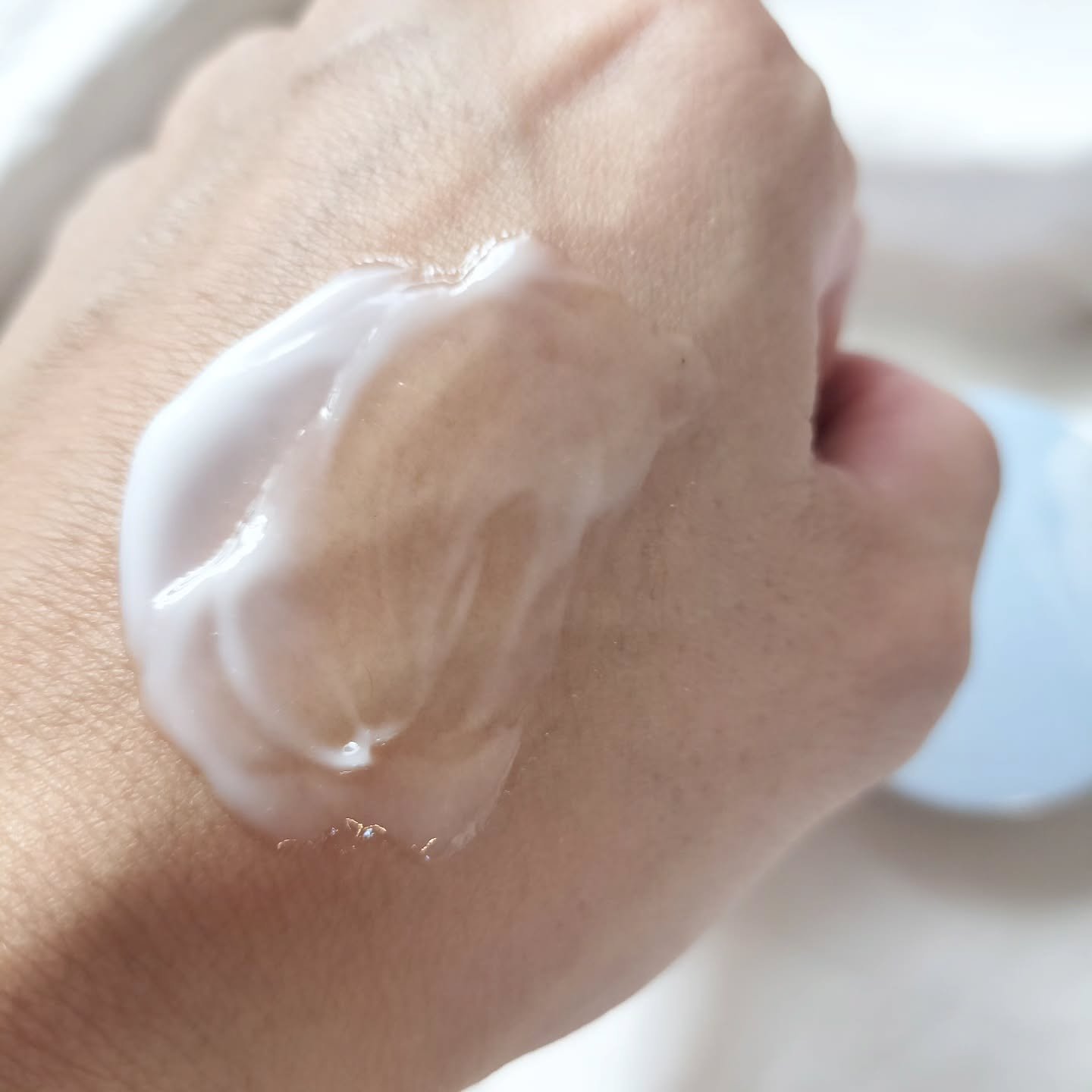 パーフェクトワン 薬用ホワイトニングジェル/パーフェクトワン/オールインワン化粧品を使ったクチコミ（3枚目）