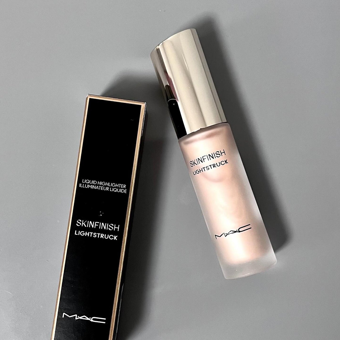 スキンフィニッシュ ライトストラック リキッド ハイライター/M・A・C/リキッドハイライトを使ったクチコミ(6枚目)