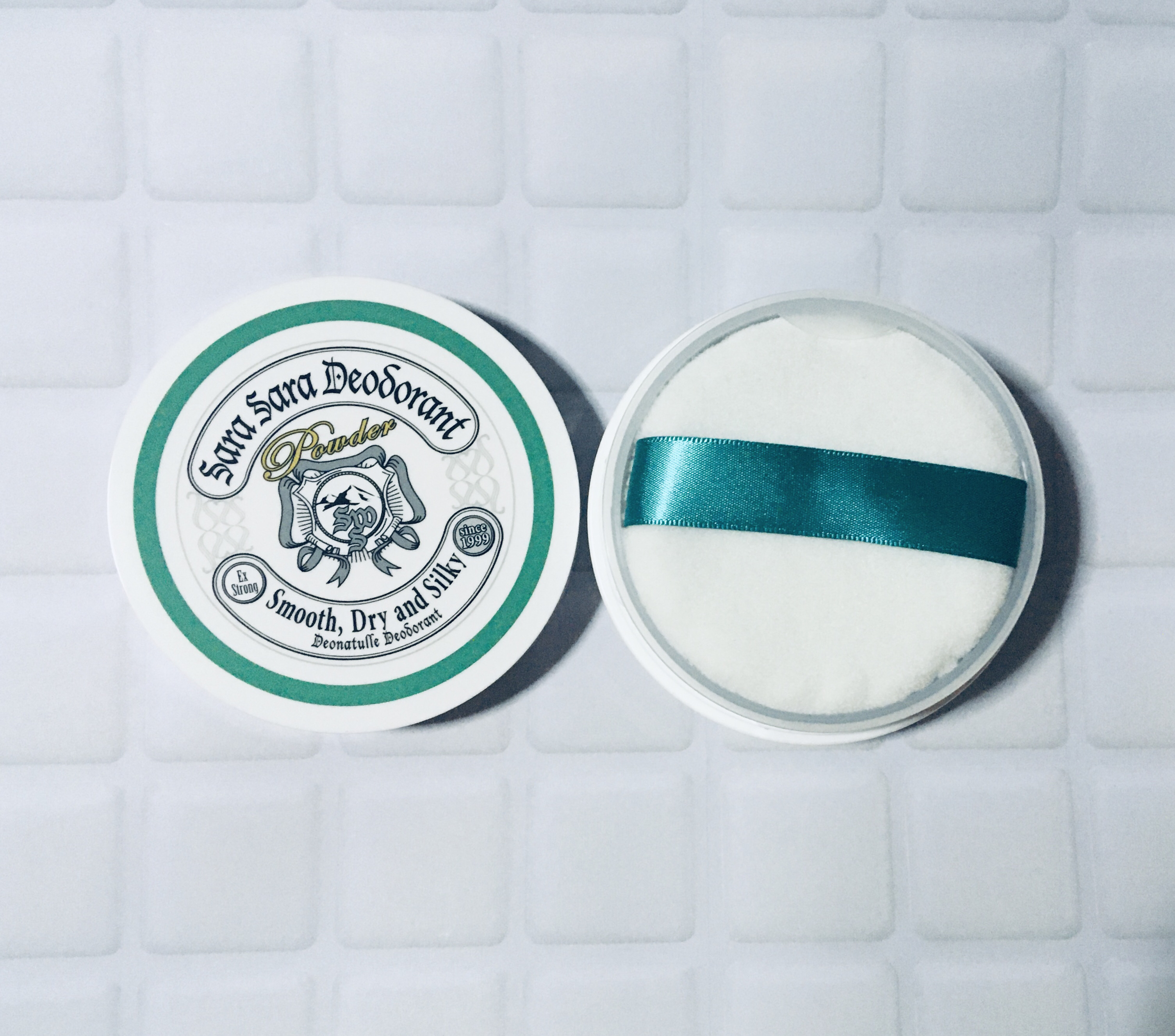 薬用さらさらデオドラントパウダー/デオナチュレ/デオドラント・制汗剤を使ったクチコミ（1枚目）