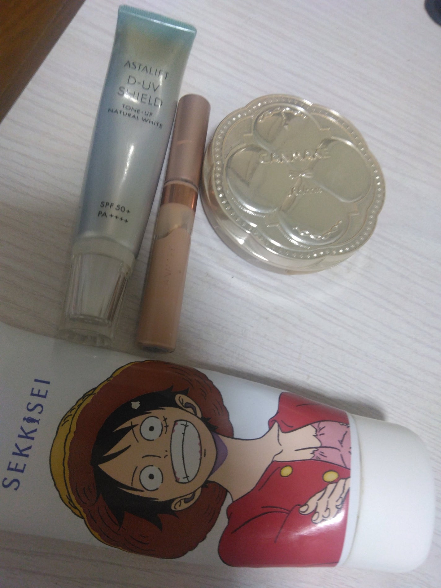 カバー&ストレッチコンシーラー UV/キャンメイク/リキッドコンシーラーを使ったクチコミ(1枚目)