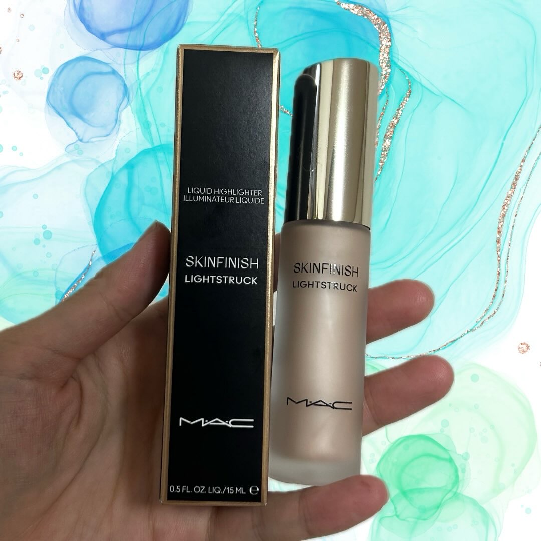 スキンフィニッシュ ライトストラック リキッド ハイライター/M・A・C/リキッドハイライトを使ったクチコミ（1枚目）