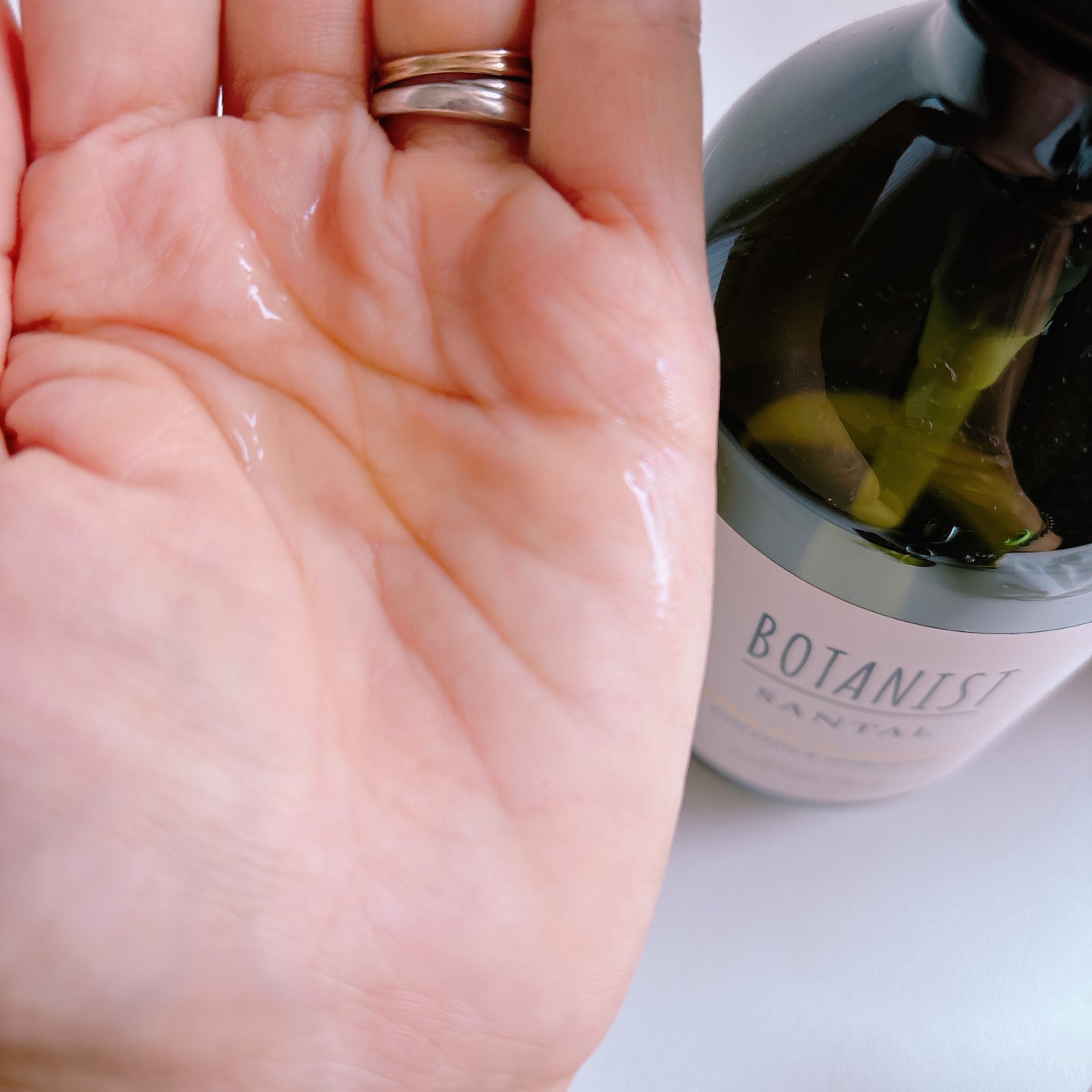 ボタニスト サンタル リペアオイルインシャンプー/トリートメント/BOTANIST/市販シャンプーを使ったクチコミ(3枚目)