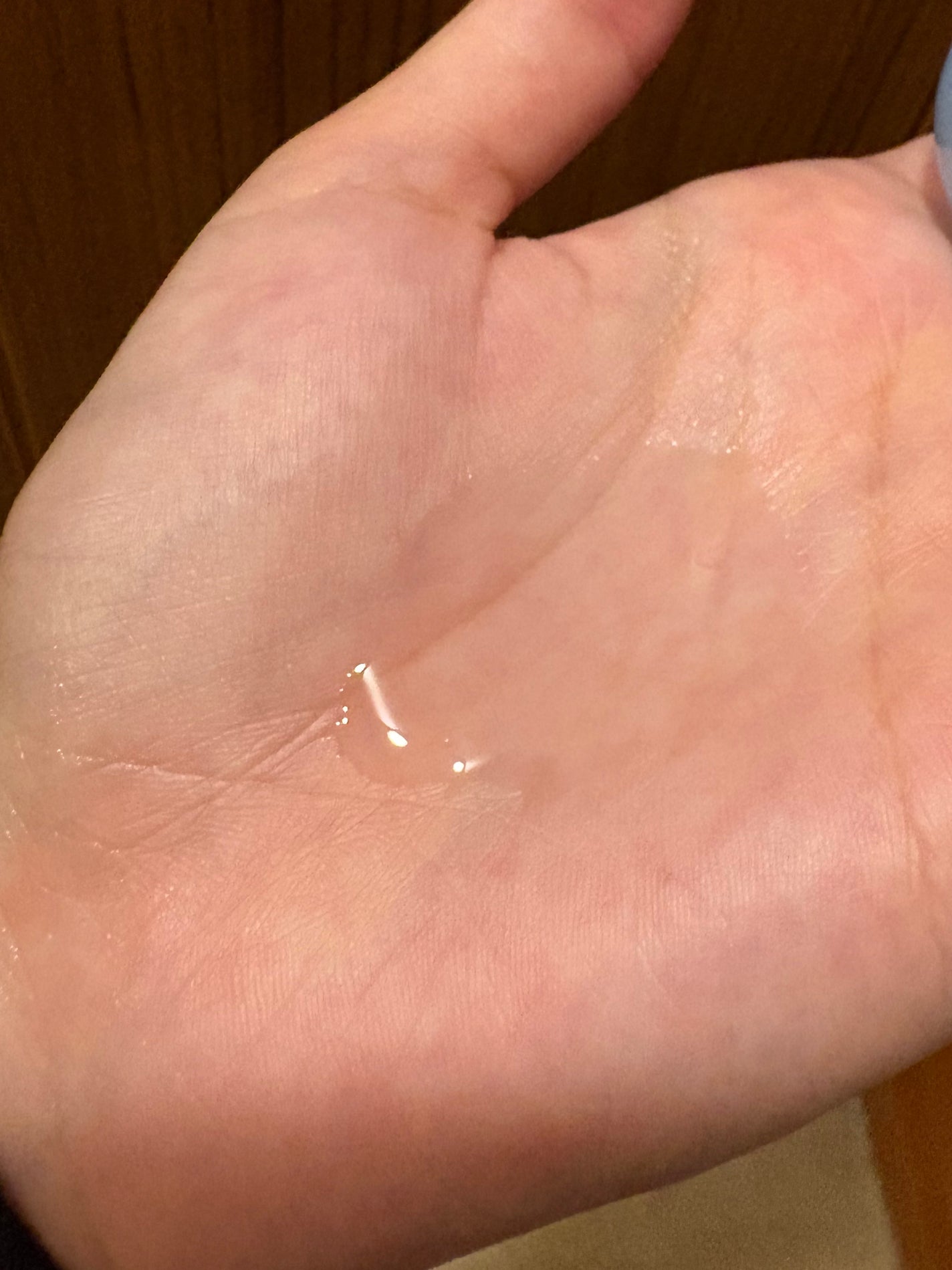 エッセンシャル プレミアム うるりキラリオイル/エッセンシャル/ヘアオイルを使ったクチコミ(2枚目)