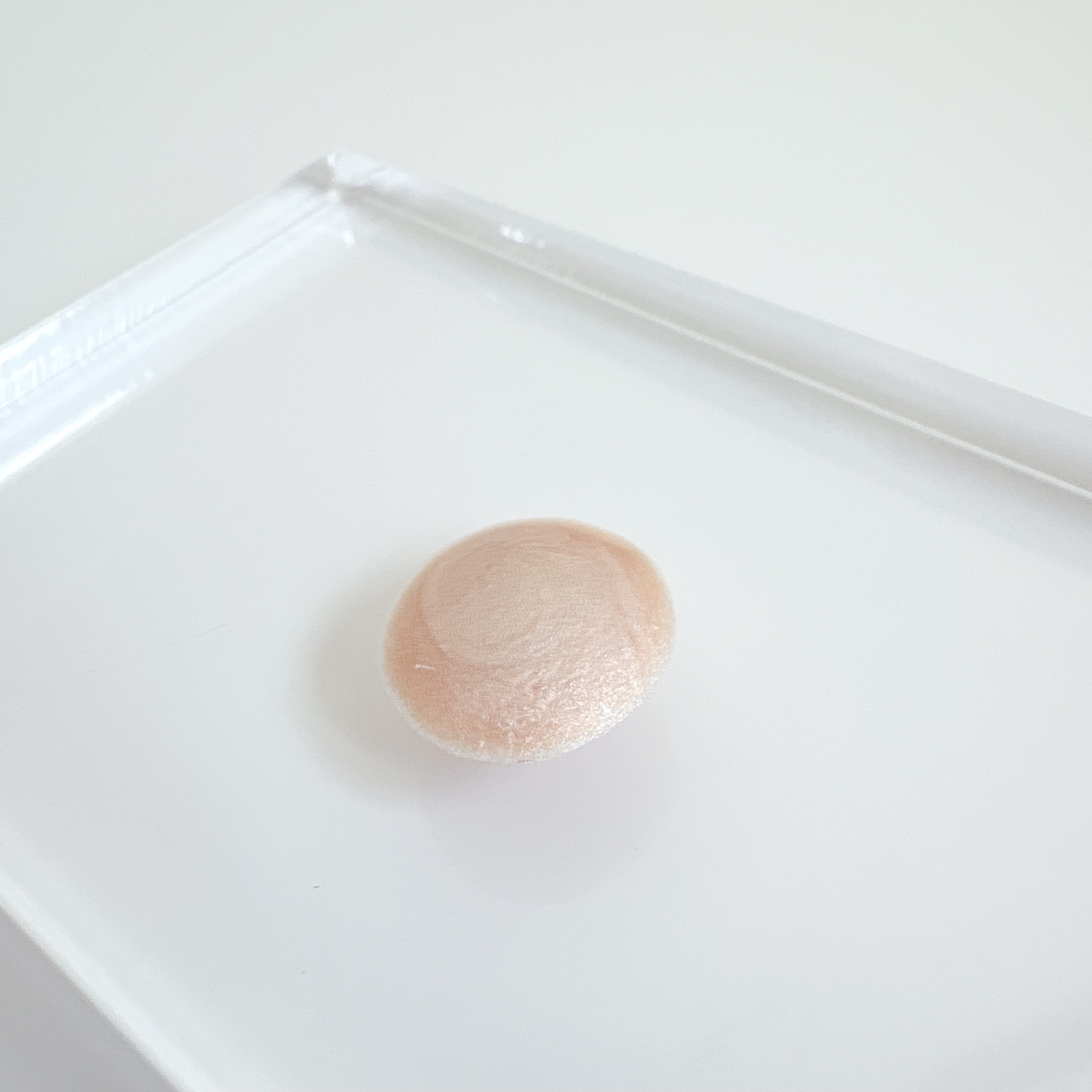 スキンフィニッシュ ライトストラック リキッド ハイライター/M・A・C/リキッドハイライトを使ったクチコミ（3枚目）