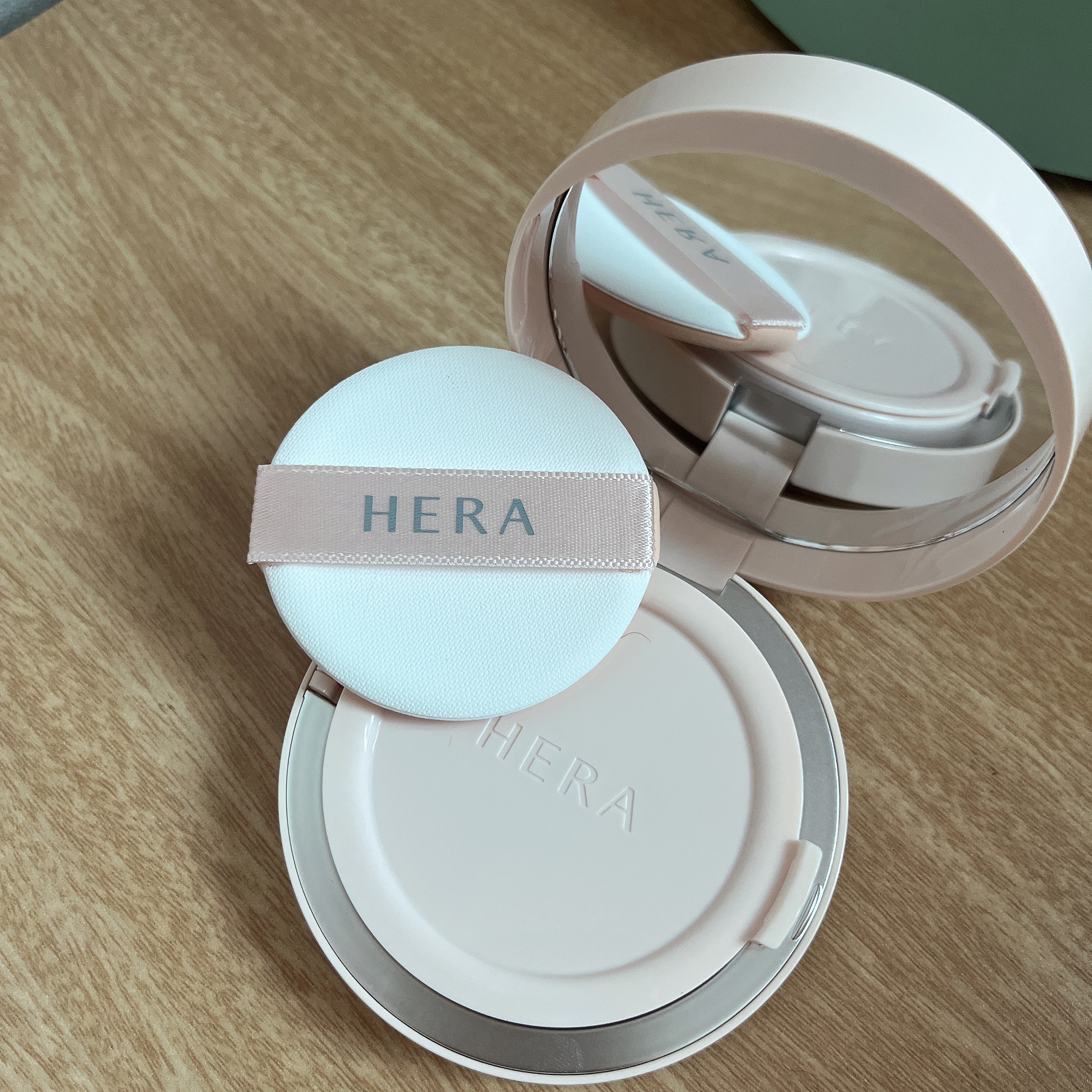 リフレクション スキン グロウ クッション ファンデーション/HERA/クッションファンデーションを使ったクチコミ（2枚目）