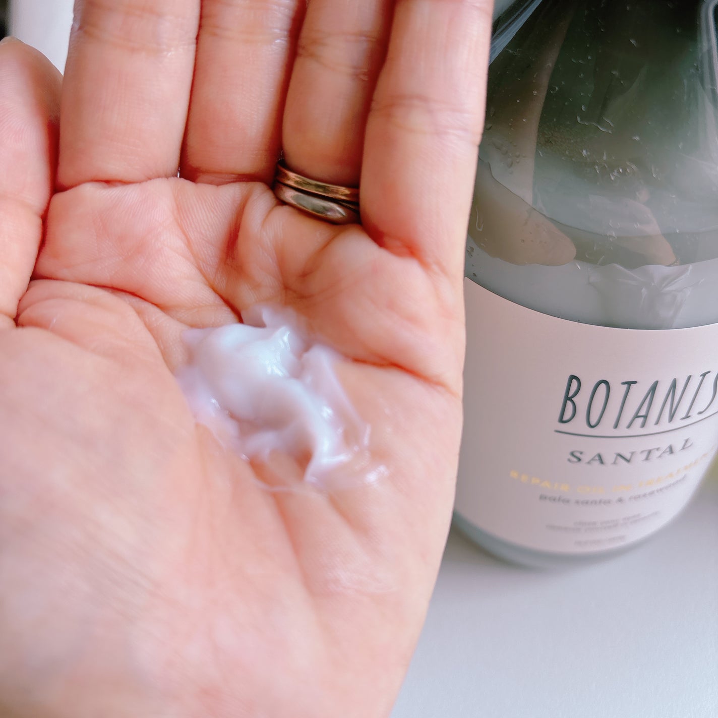 ボタニスト サンタル リペアオイルインシャンプー/トリートメント/BOTANIST/市販シャンプーを使ったクチコミ(4枚目)