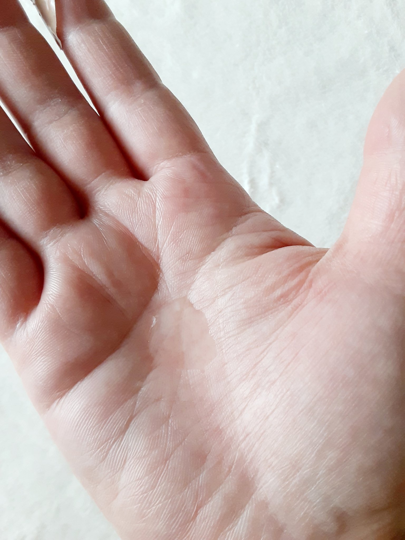 肌美精 薬用リンクル美容液 [医薬部外品]/肌美精/美容液を使ったクチコミ（2枚目）