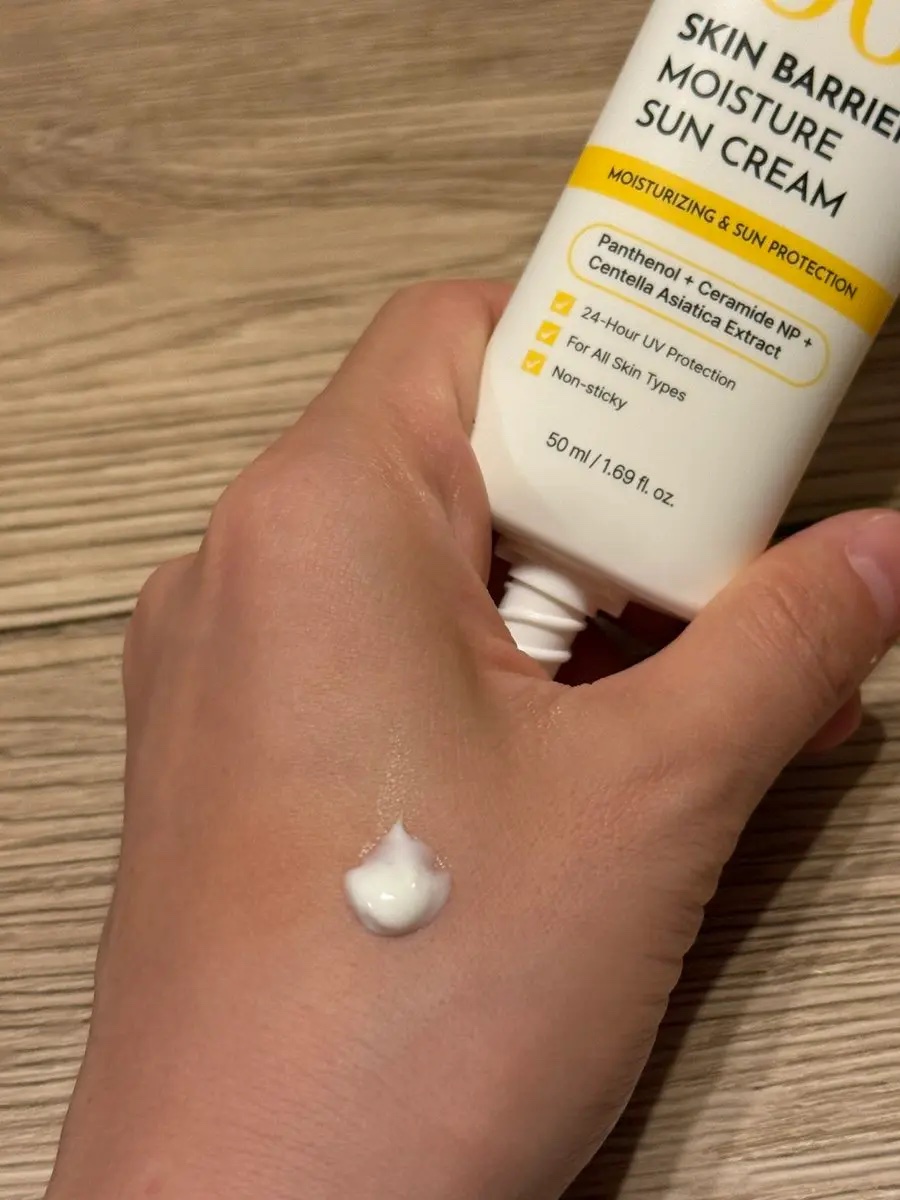 スキンバリアモイスチャーサンクリーム/Ongredients/日焼け止めクリームを使ったクチコミ（3枚目）