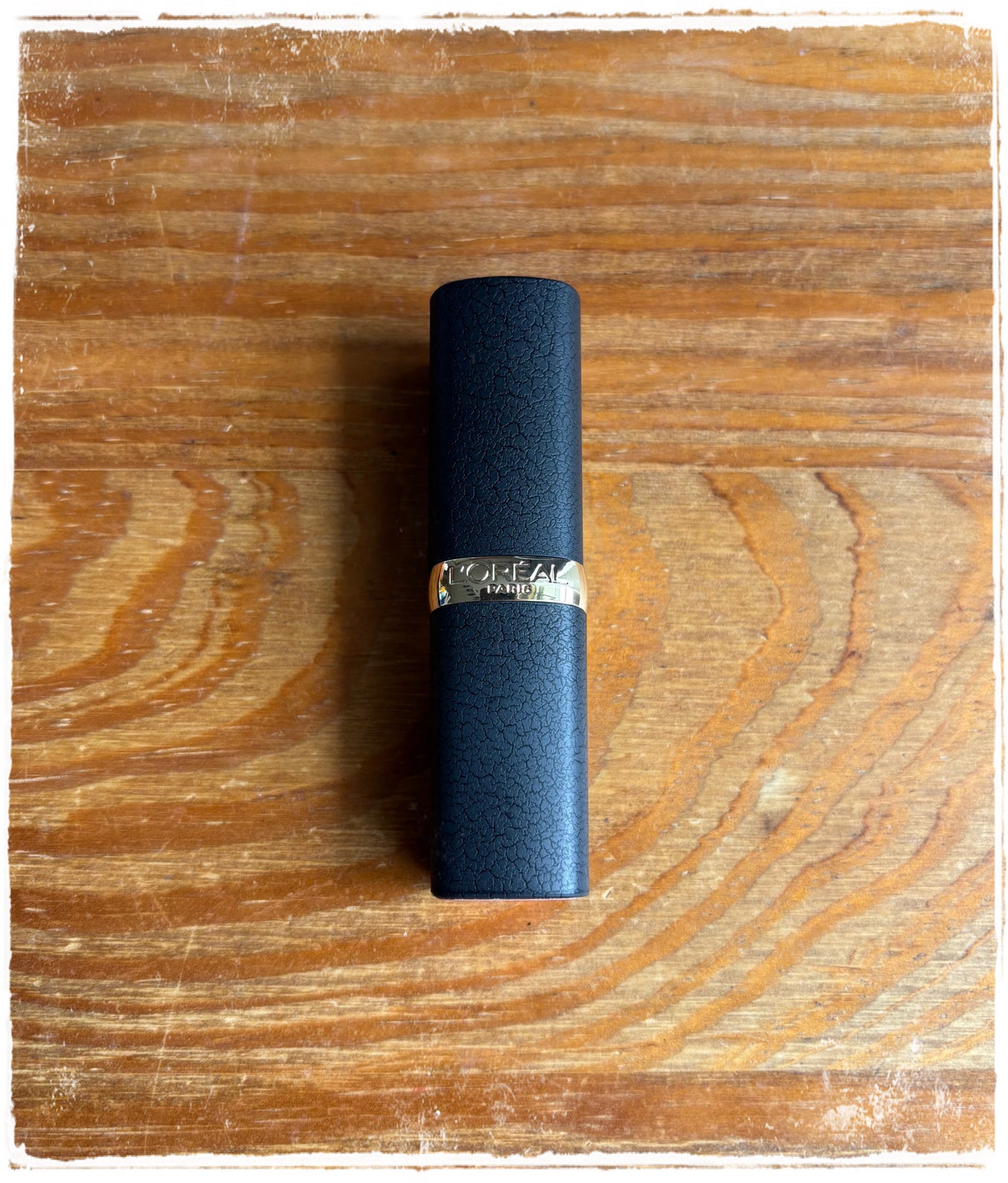 カラーリッシュモイストマットN/ロレアル パリ/口紅を使ったクチコミ(1枚目)