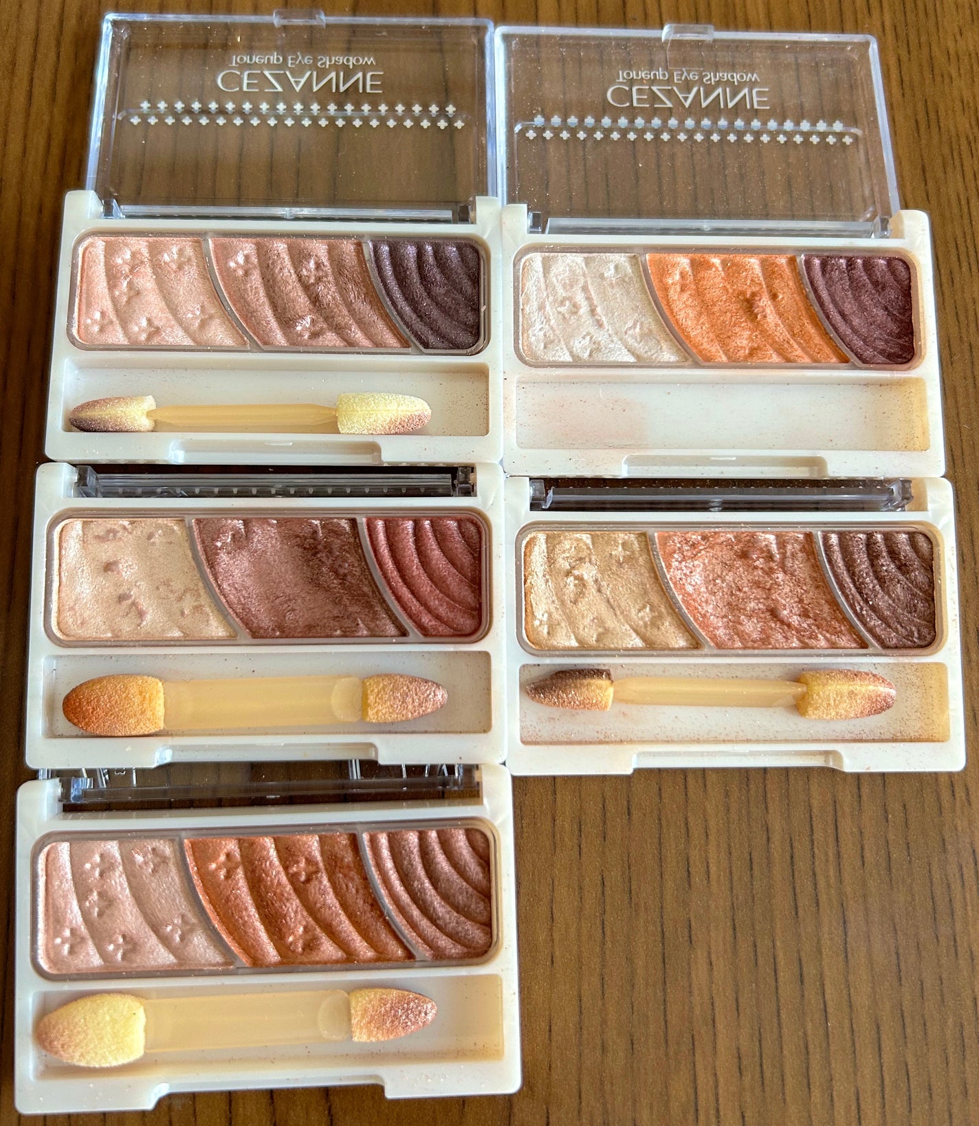 トーンアップアイシャドウ/CEZANNE/アイシャドウパレットを使ったクチコミ(2枚目)