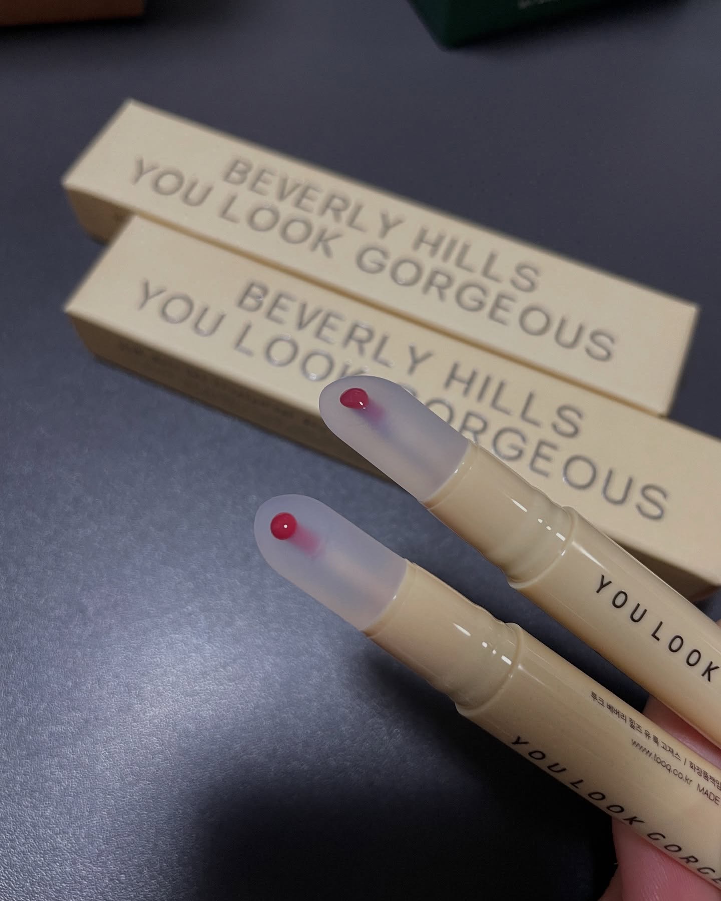 ビバリーヒルズ ユールックゴージャス/Tooq/リップグロスを使ったクチコミ（3枚目）