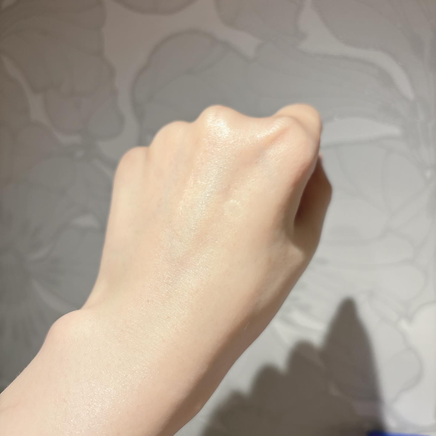 アトリックス ビューティーチャージプレミアム シワ改善 ハンドジェルクリーム 無香料/アトリックス/ハンドクリームを使ったクチコミ（3枚目）