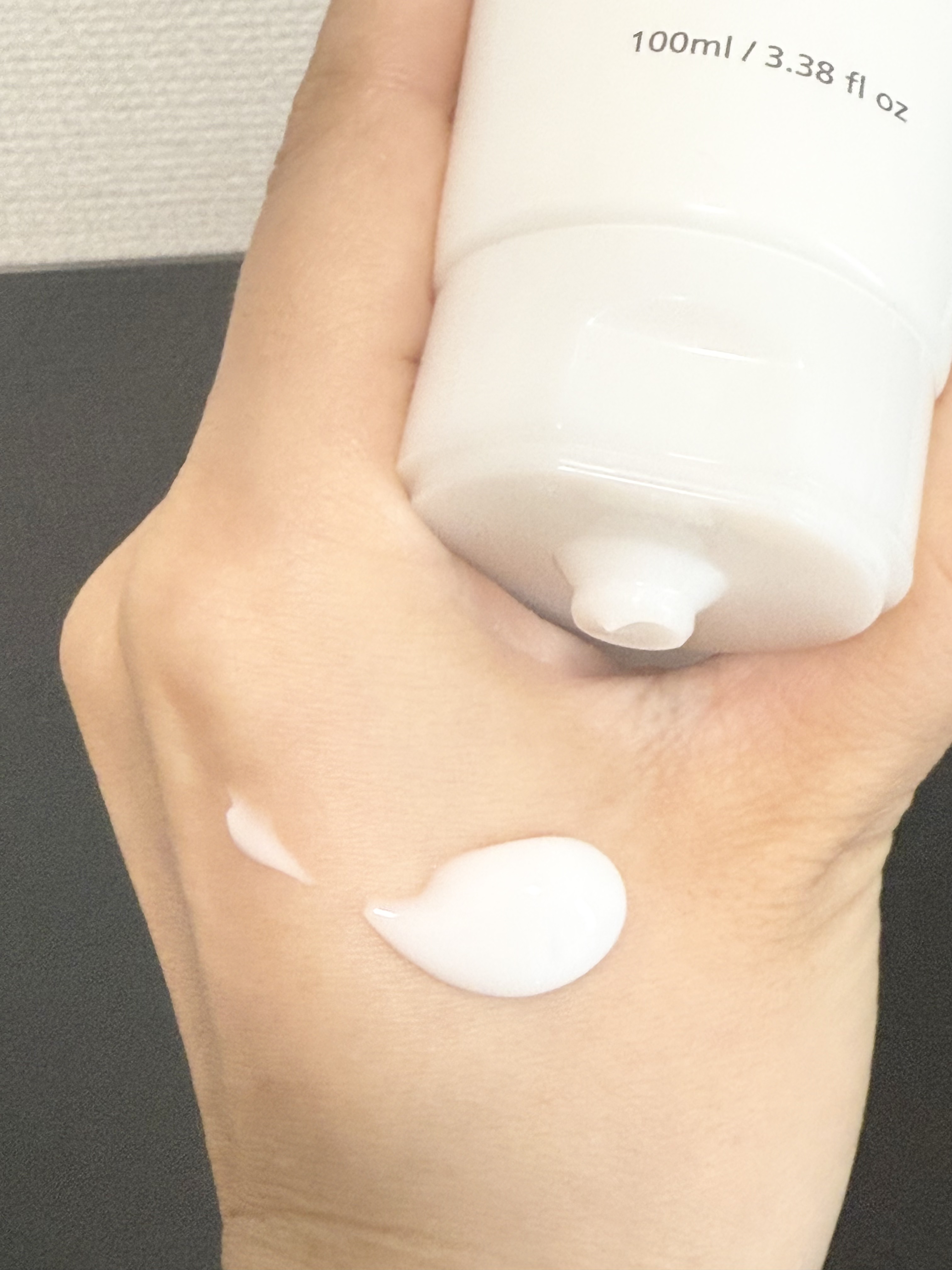 ピンプローブモイスチャーライザー/ZEROID/フェイスクリームを使ったクチコミ（2枚目）