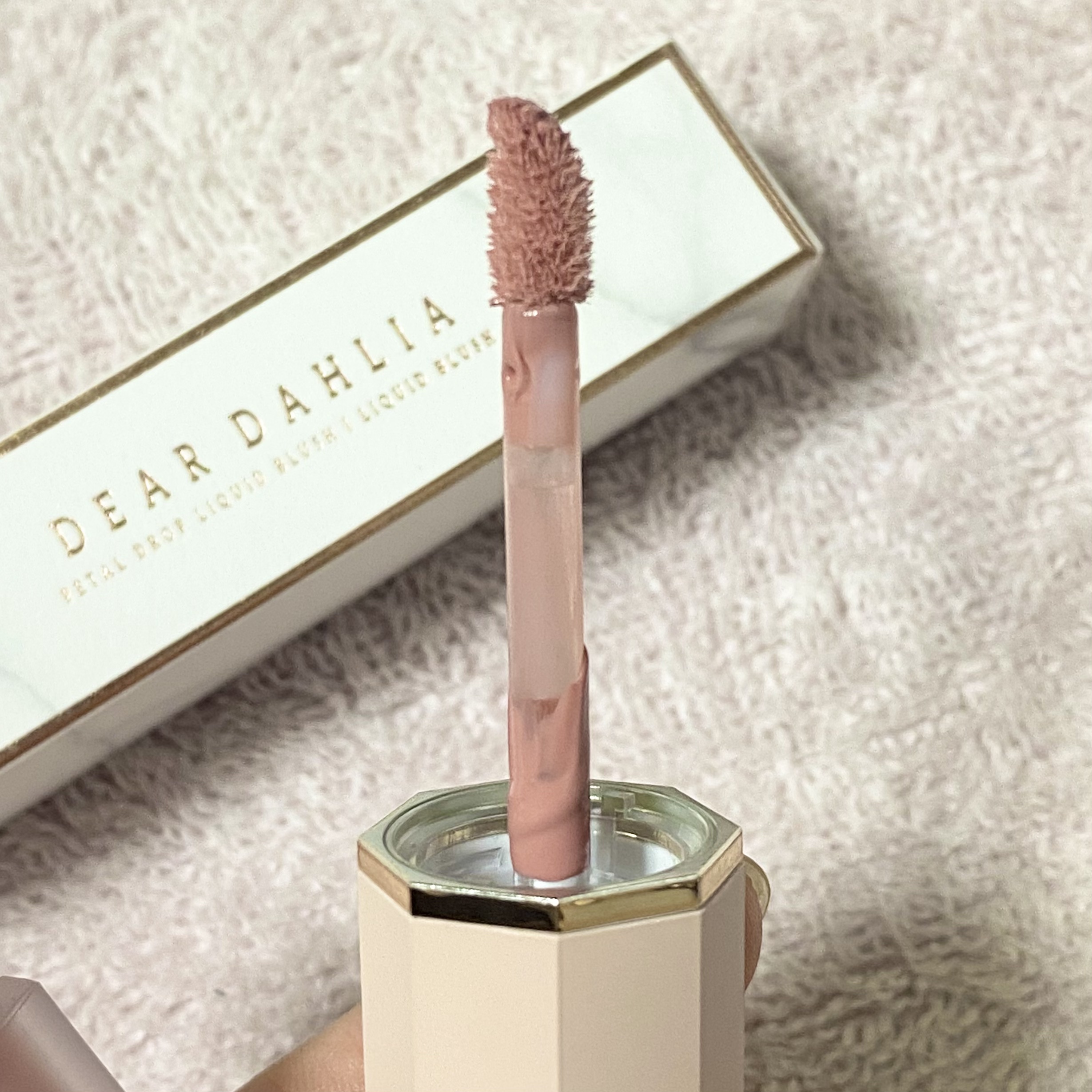 ペタルドロップリキッドブラッシャー/DEAR DAHLIA/リキッドチークを使ったクチコミ（2枚目）